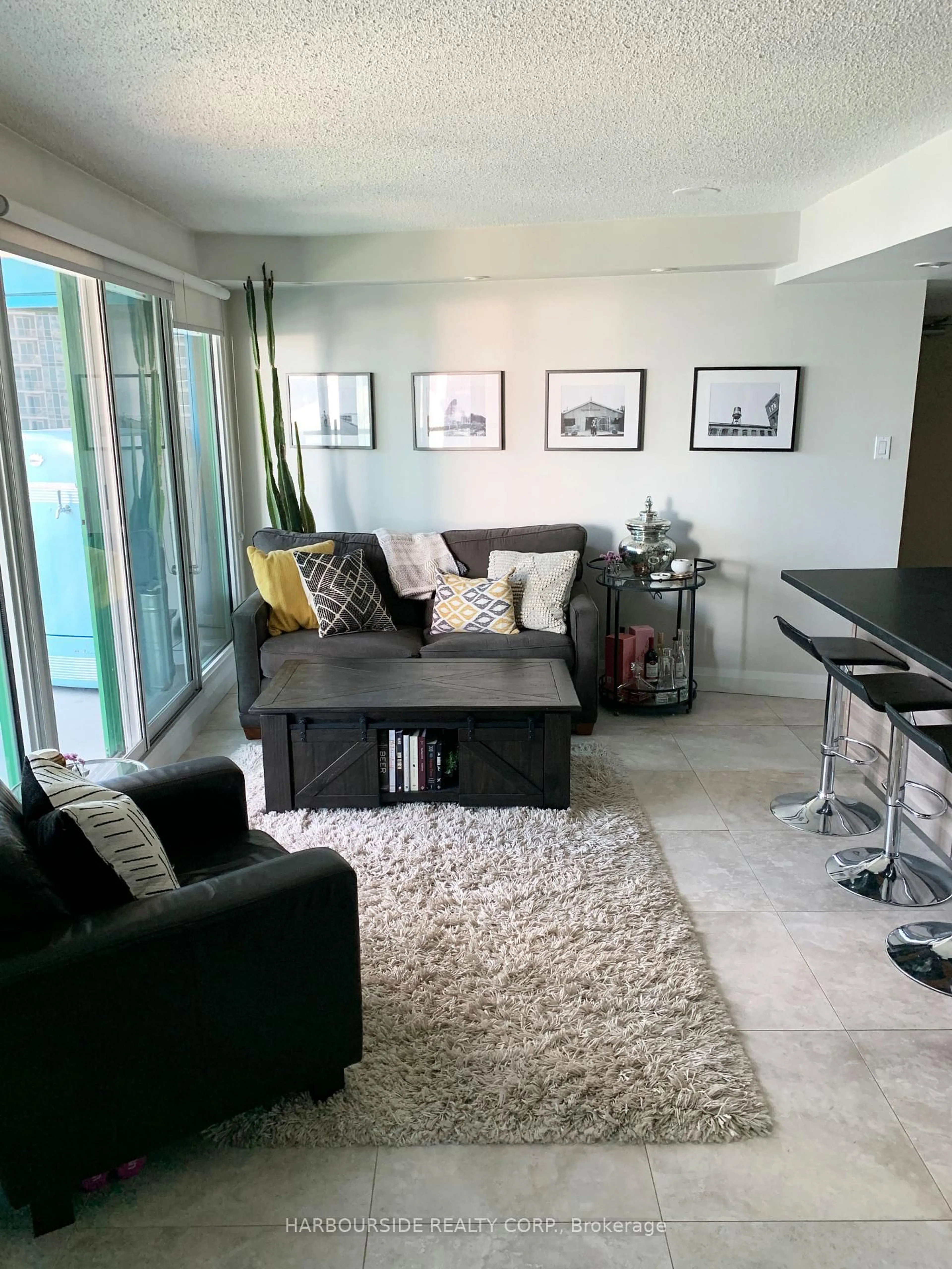 Living room with furniture, unknown for 77 Harbour Sq #2901, Toronto Ontario M5J 2S2