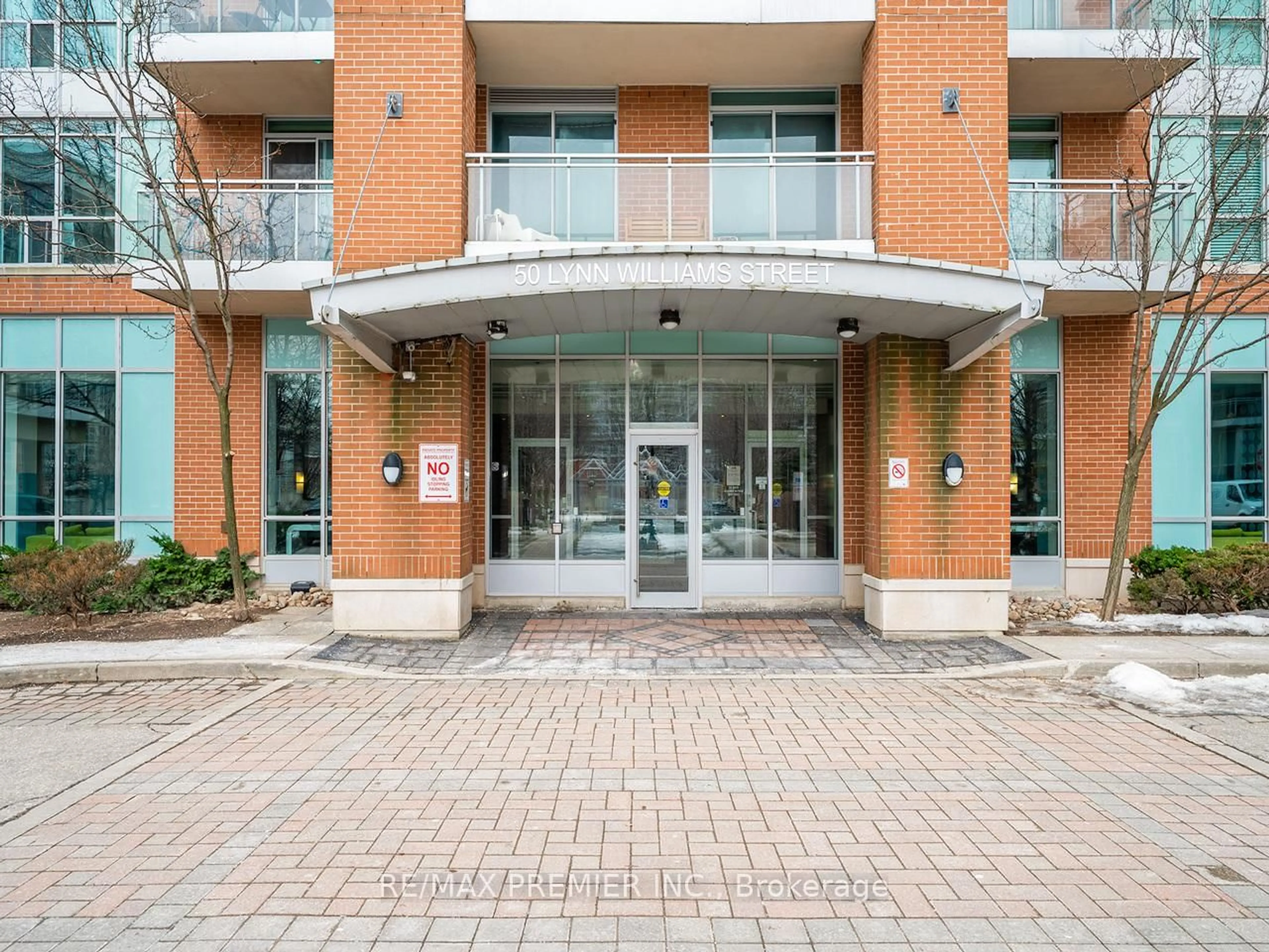 Indoor foyer for 50 Lynn Williams St #2209, Toronto Ontario M6K 3R9