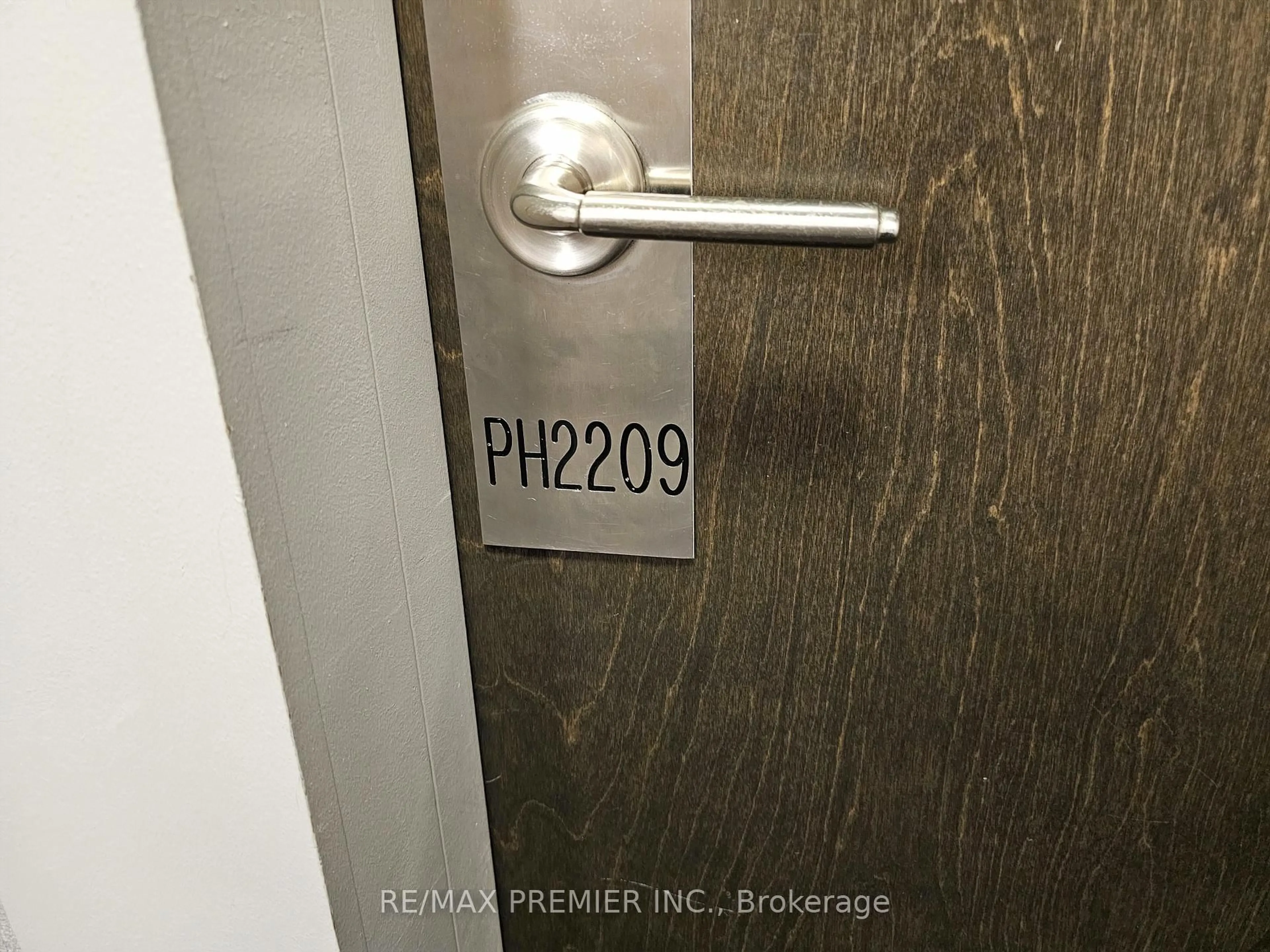 Unknown for 50 Lynn Williams St #2209, Toronto Ontario M6K 3R9