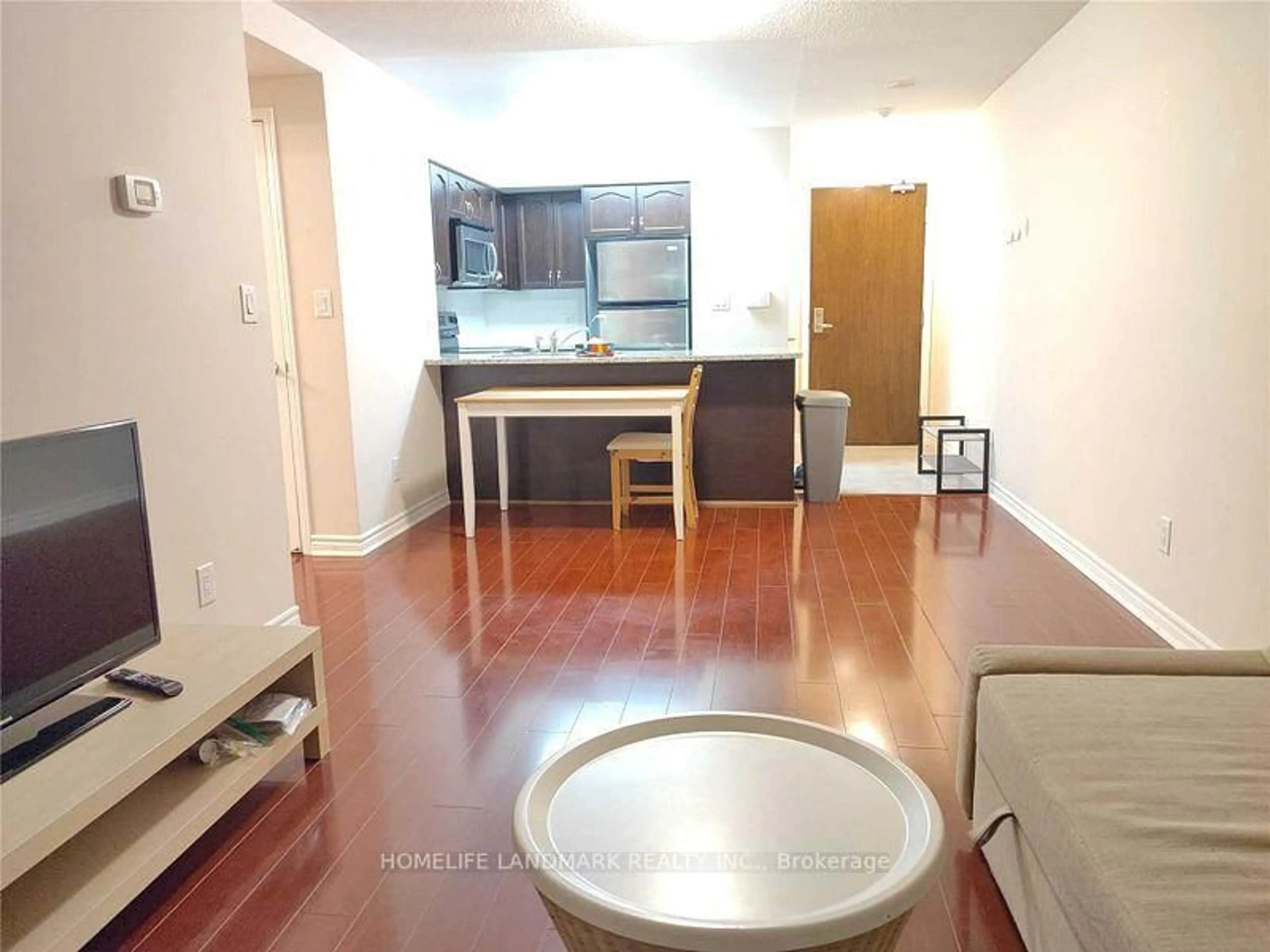 A pic of a room for 35 Hollywood Ave #1515, Toronto Ontario M2N 0A9