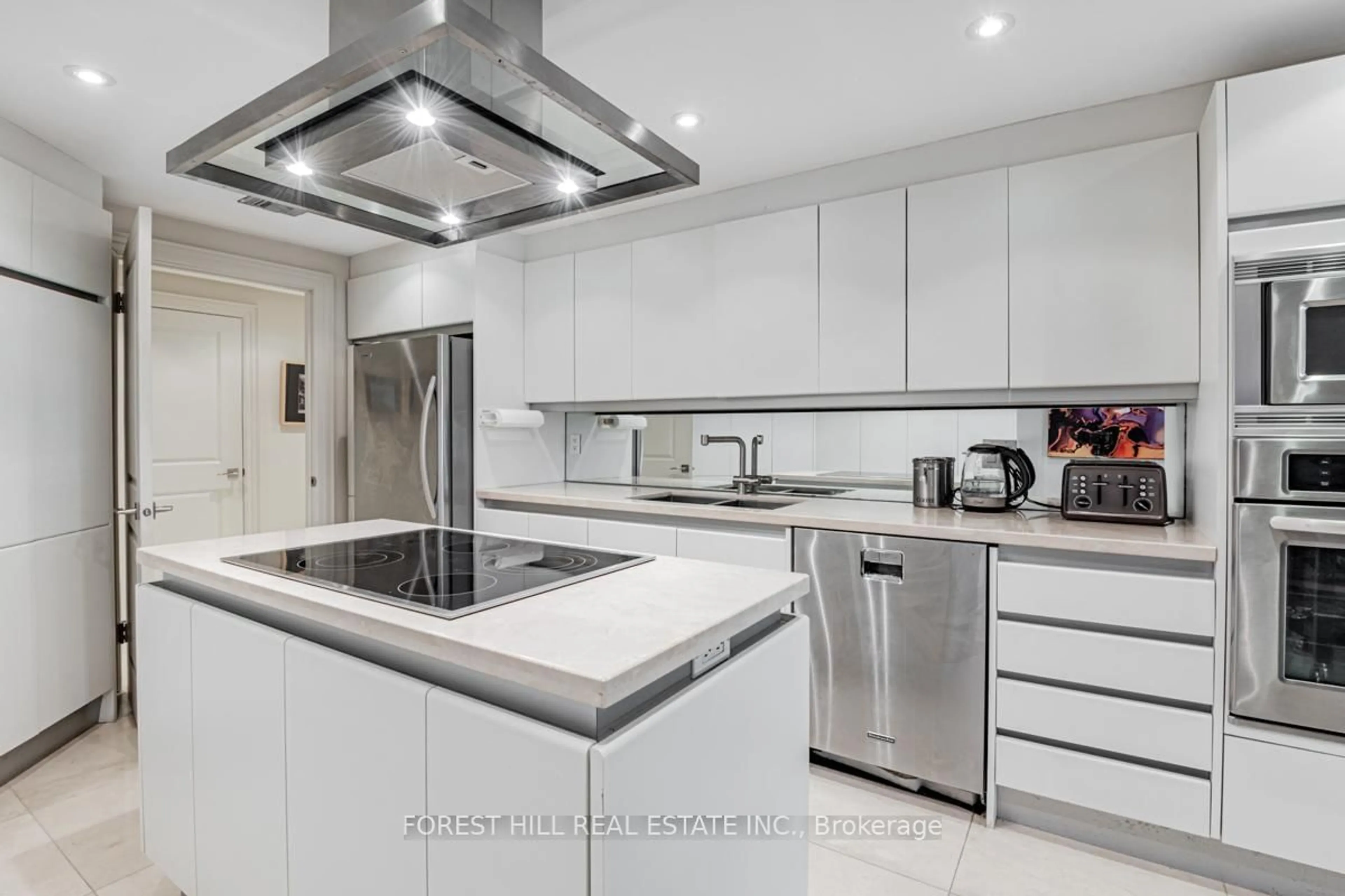 Contemporary kitchen, ceramic/tile floor for 55 Prince Arthur Ave #901, Toronto Ontario M5R 1B3