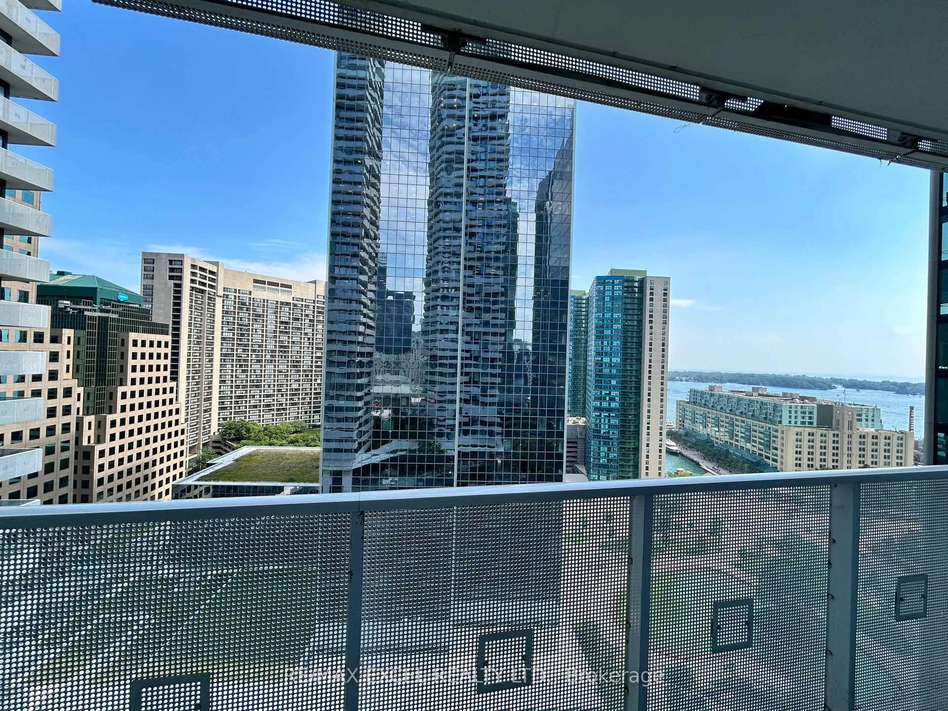 Unknown for 100 Harbour St #2008, Toronto Ontario M5J 0B5