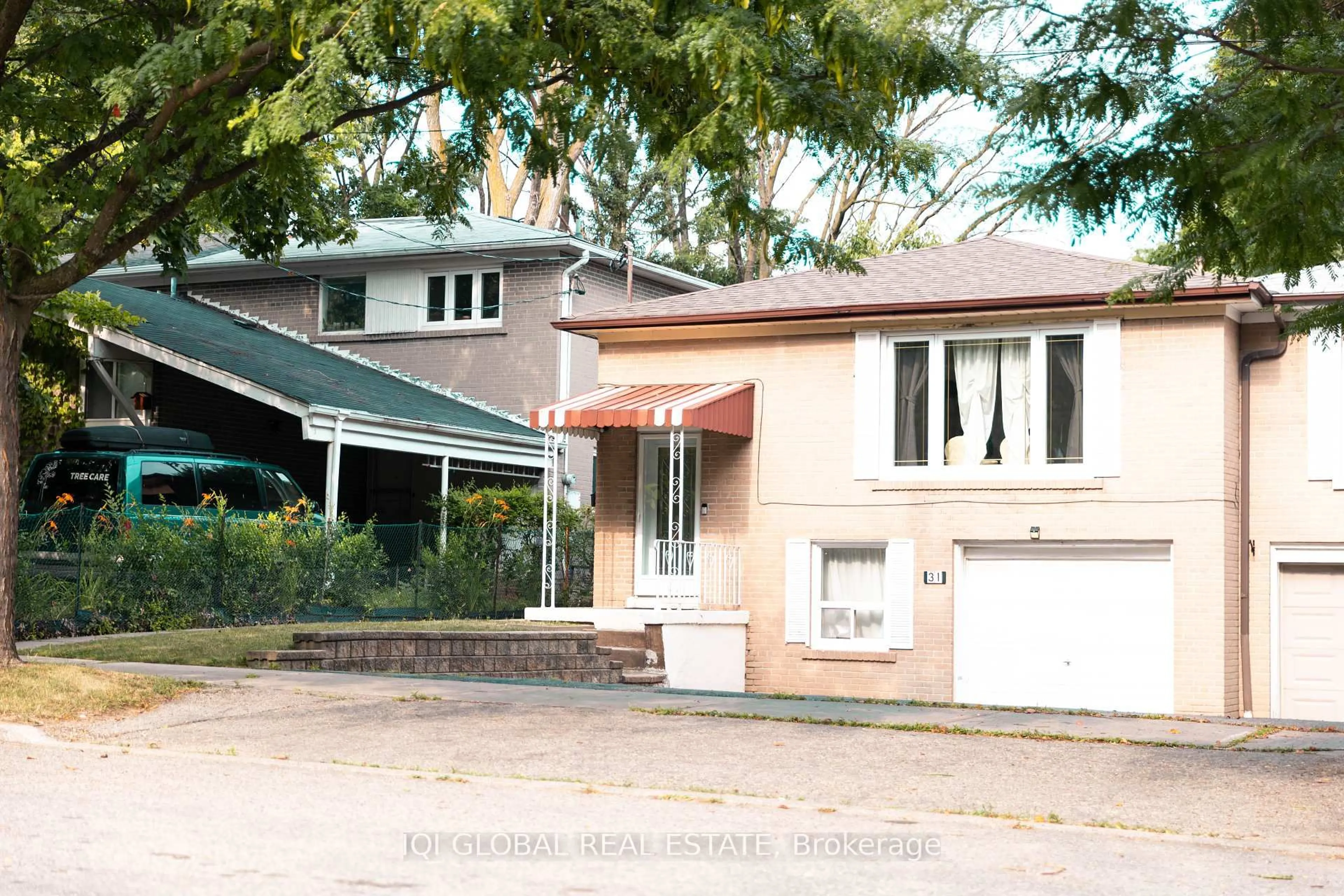 Unknown for 31 REGATTA CRES Cres, Toronto Ontario M2R 2X7