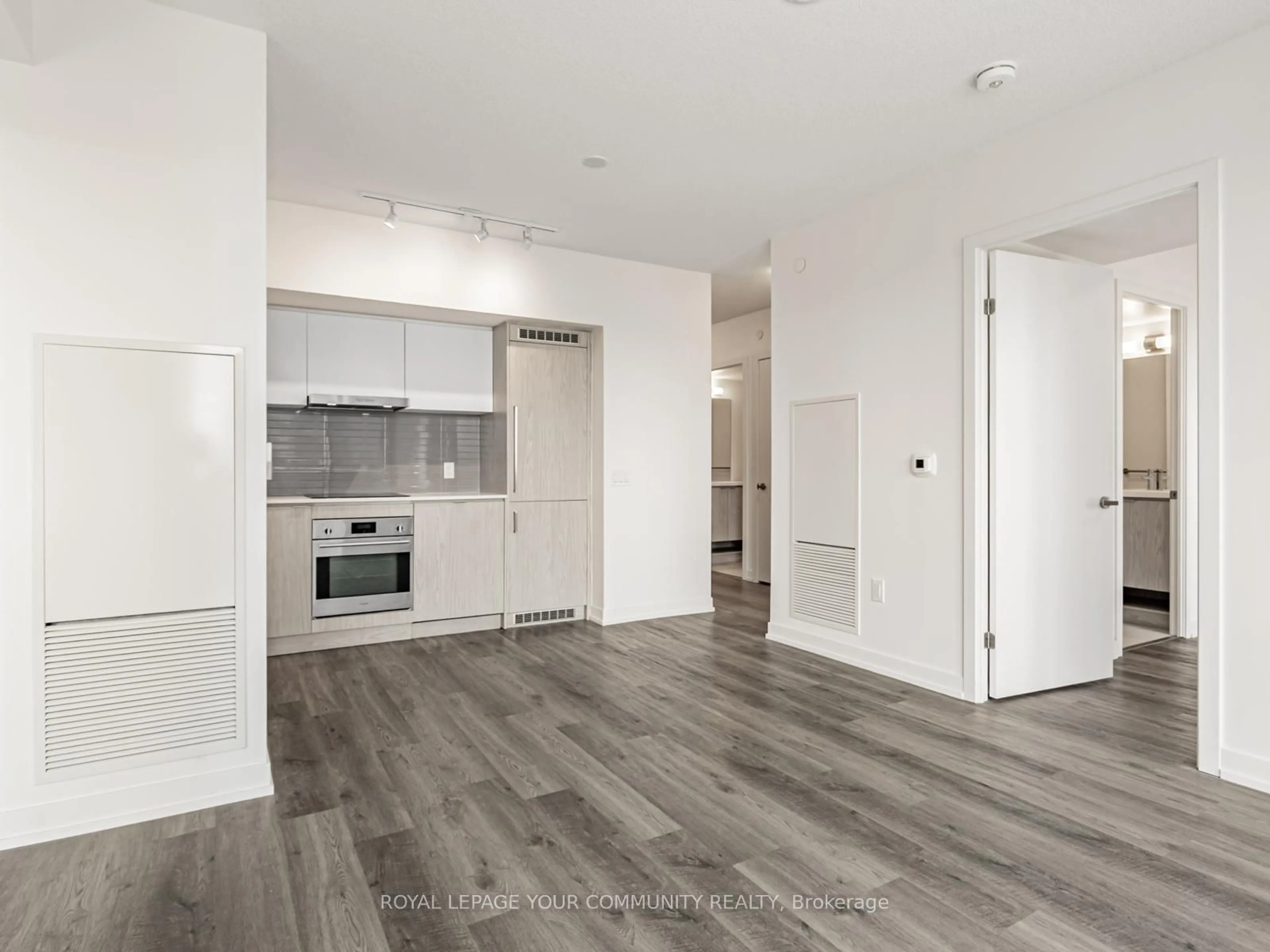 Unknown for 55 Cooper St #1611, Toronto Ontario M5E 0G1