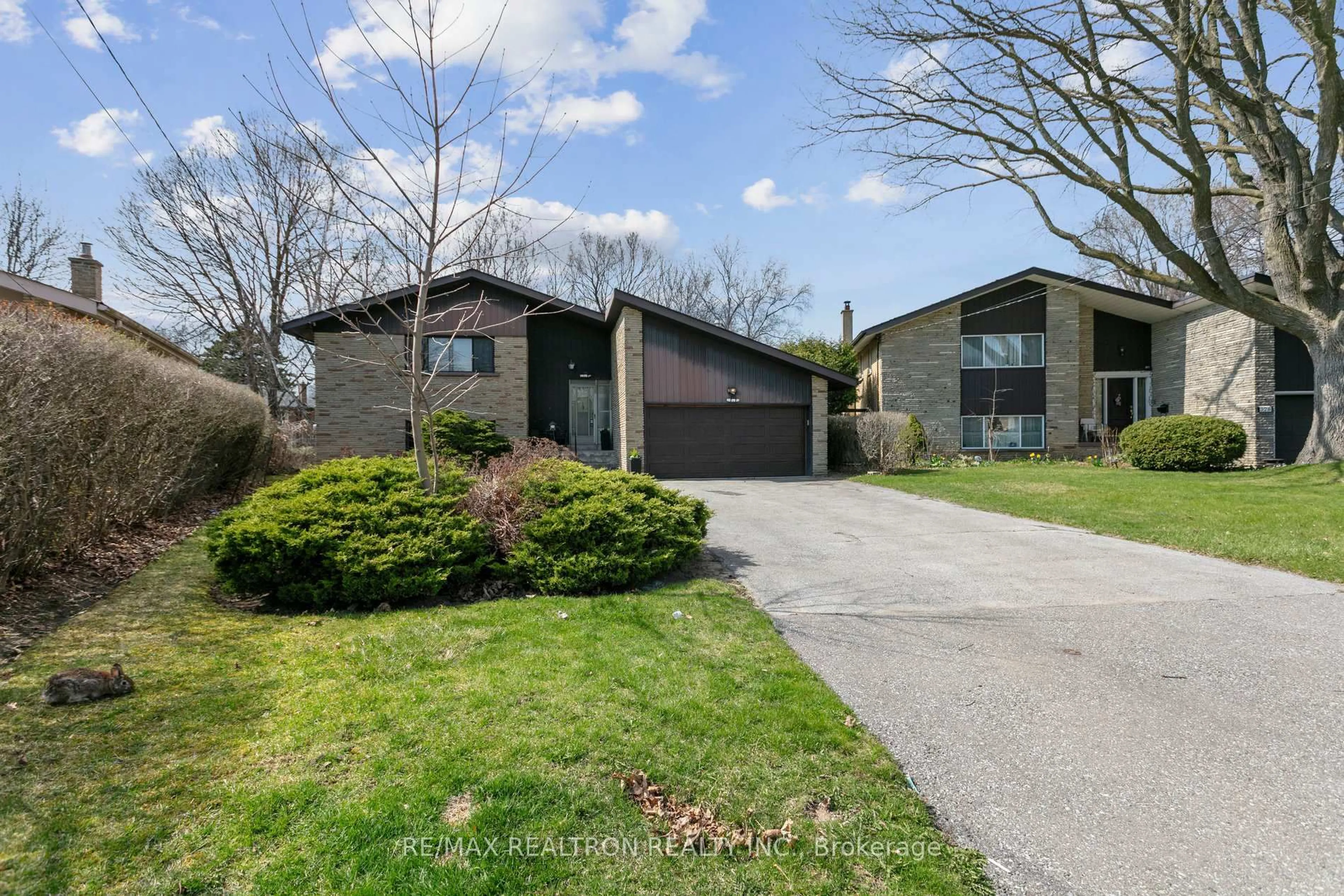 Unknown for 330 Homewood Ave, Toronto Ontario M2R 2N8