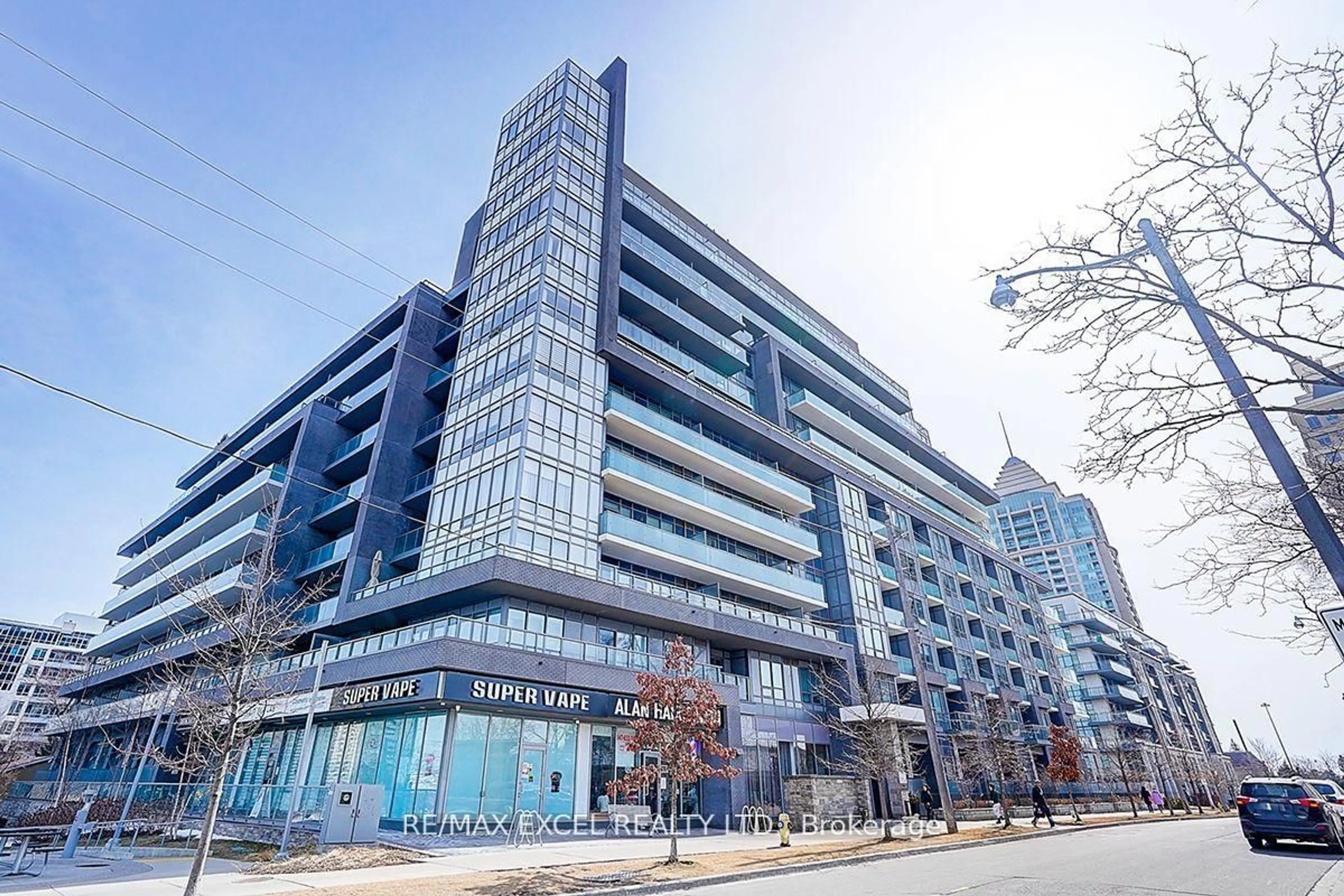 Indoor foyer for 7 Kenaston Gdns #Lph5, Toronto Ontario M2K 1G7