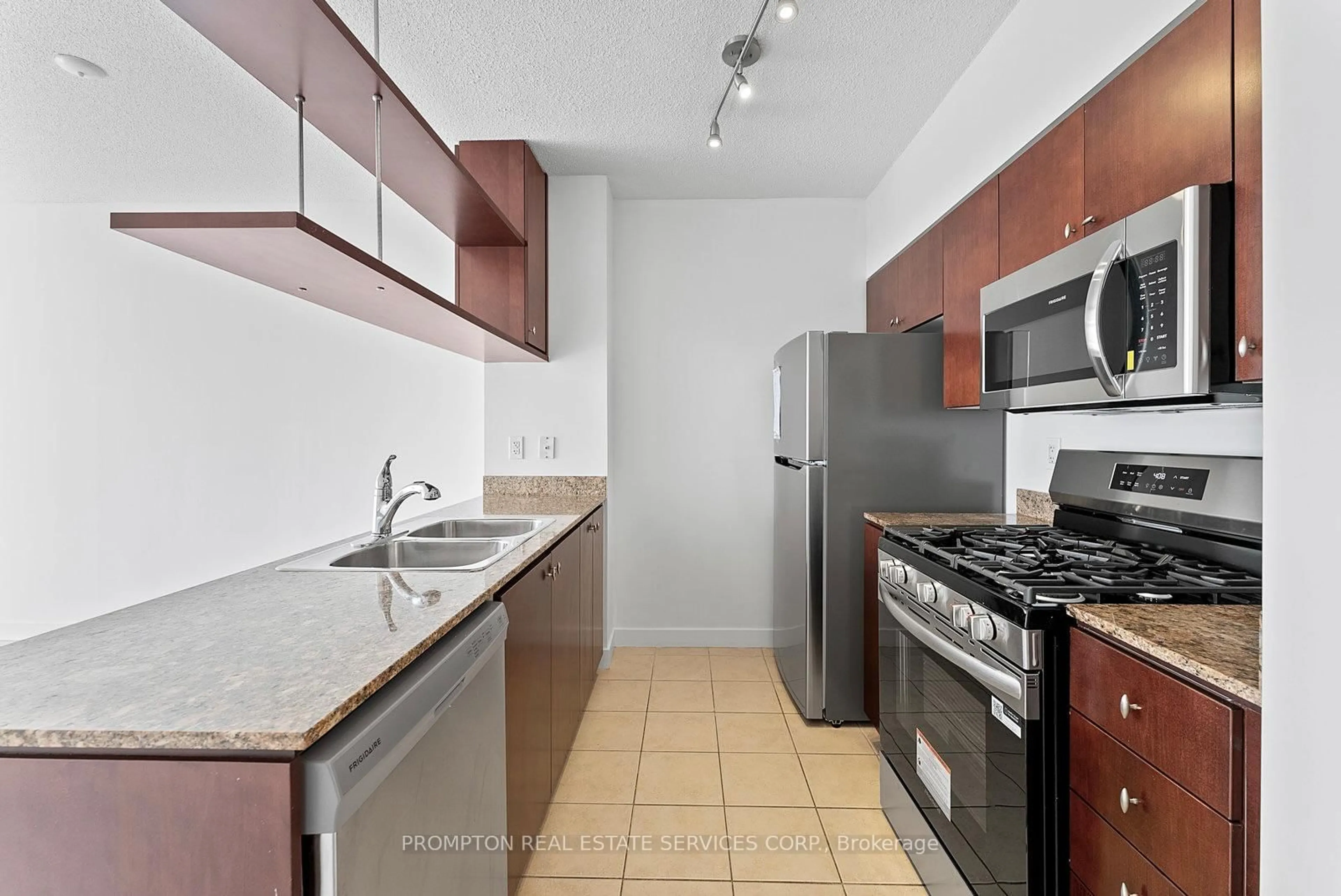 Standard kitchen, unknown for 10 Navy Wharf Crt #1101, Toronto Ontario M5V 3V2