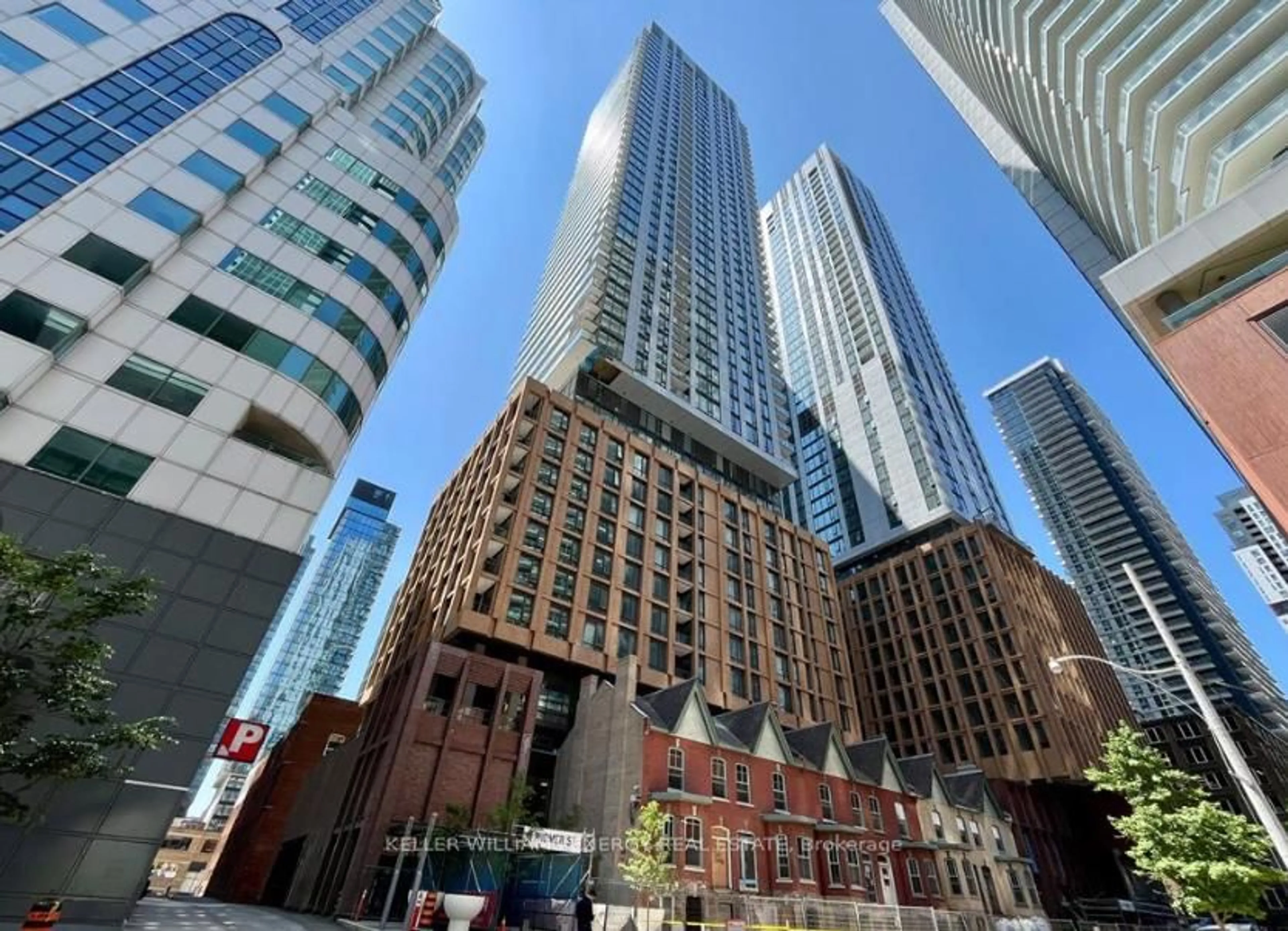 Unknown for 8 Widmer St #4008, Toronto Ontario M5V 2E7