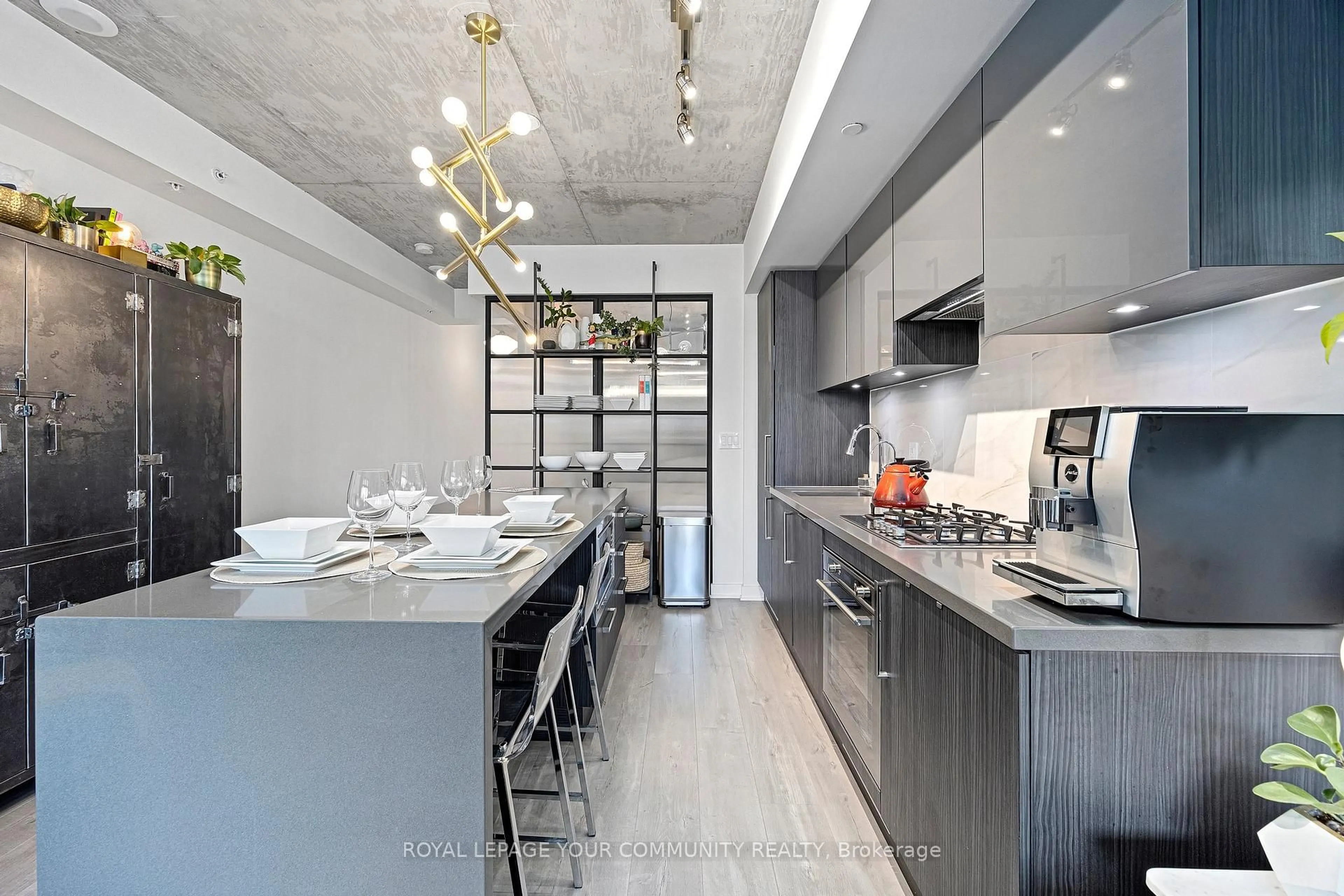 Contemporary kitchen, unknown for 109 Ossington Ave #216, Toronto Ontario M6J 0G1