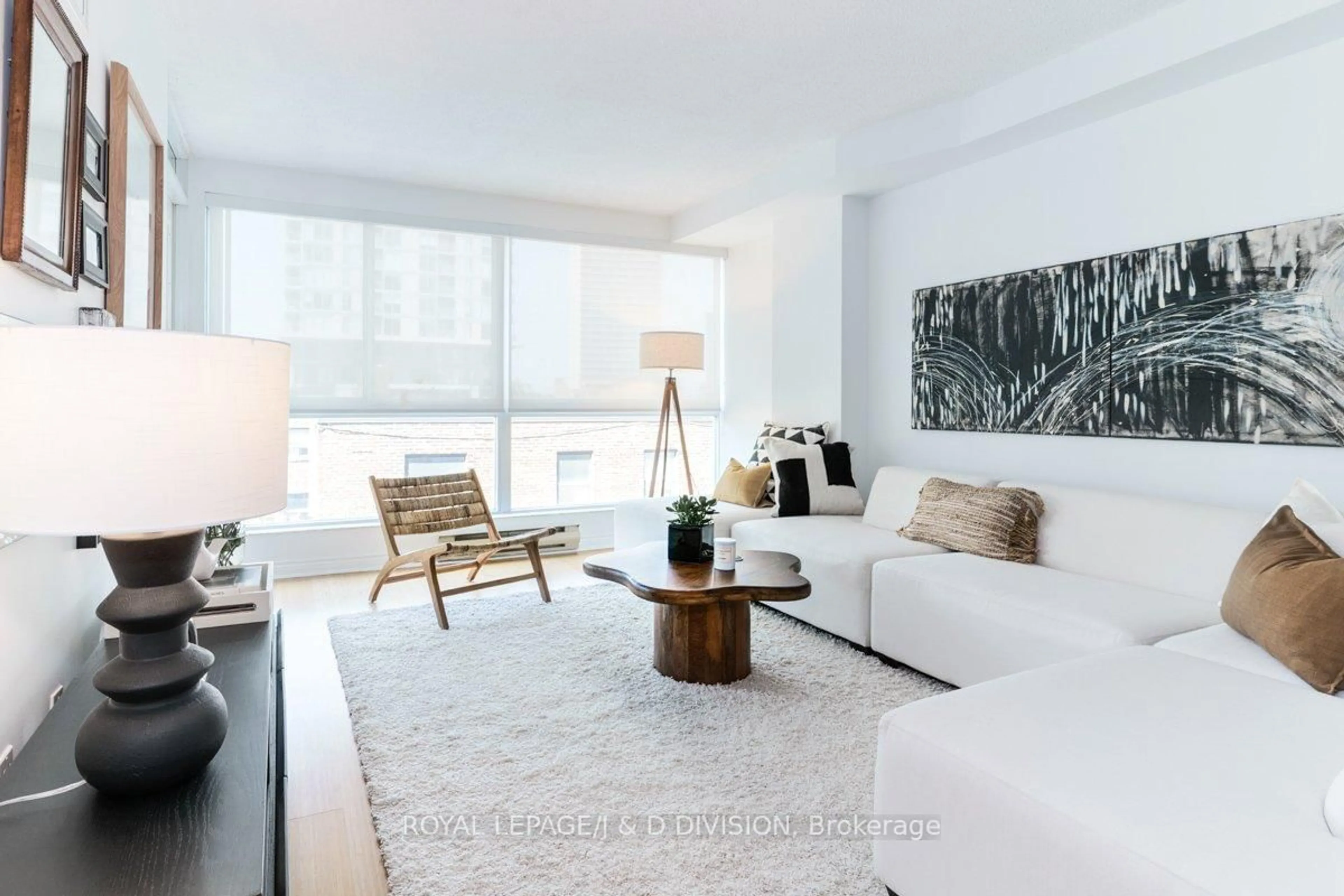 Living room with furniture, unknown for 7 Broadway Ave #507, Toronto Ontario M4P 3C5