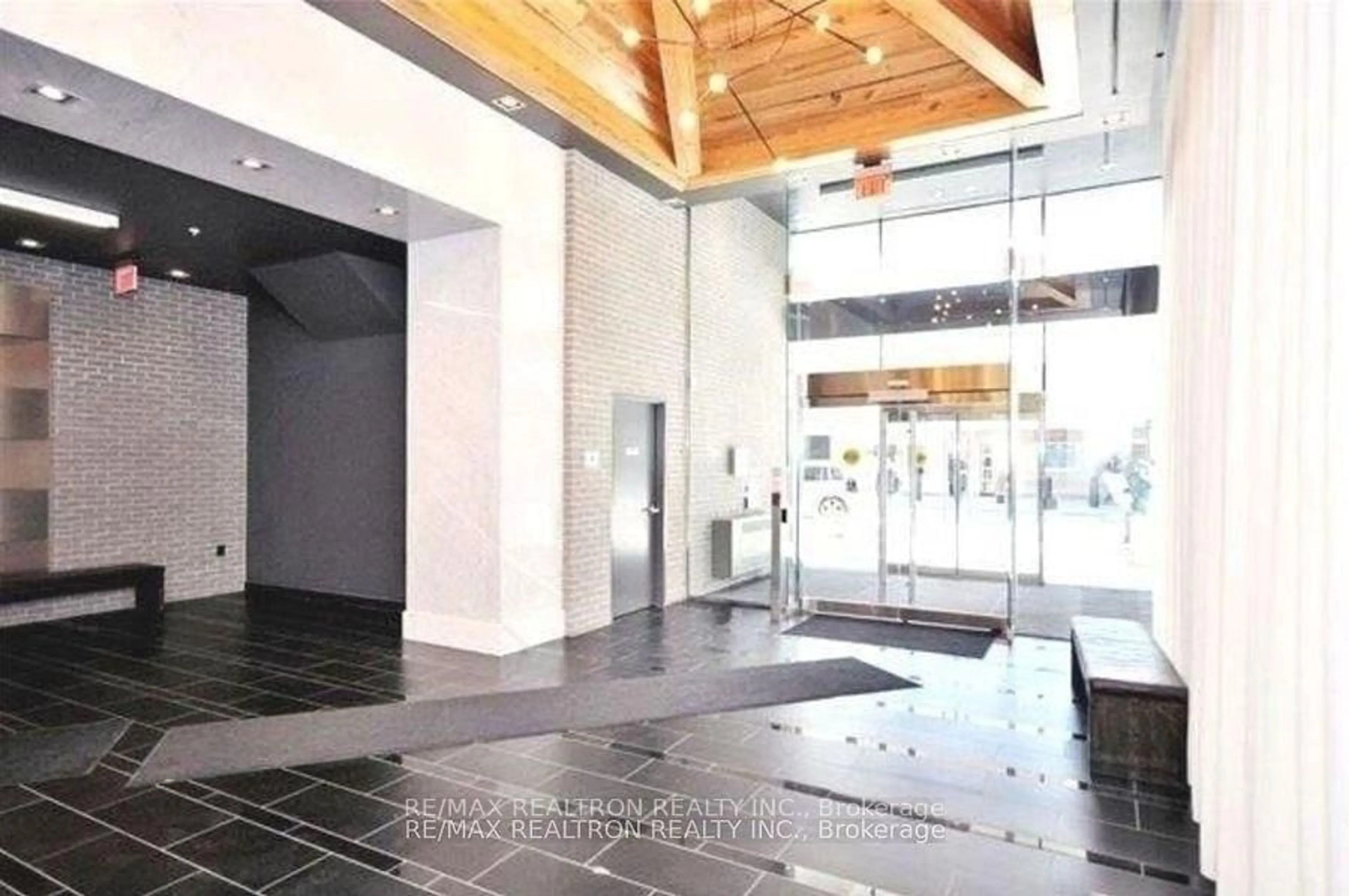Indoor foyer for 210 Simcoe St #1604, Toronto Ontario M5T 0A9
