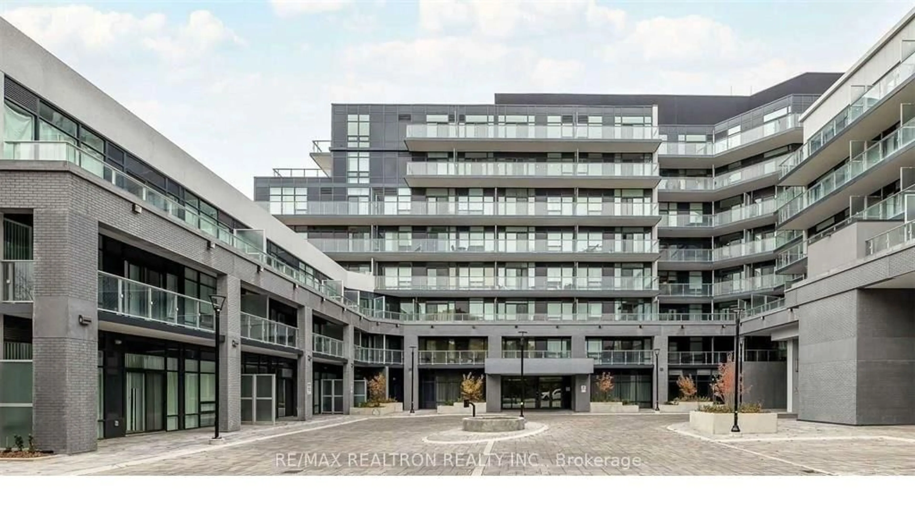 Indoor foyer for 621 Sheppard Ave #617, Toronto Ontario M2K 1B5