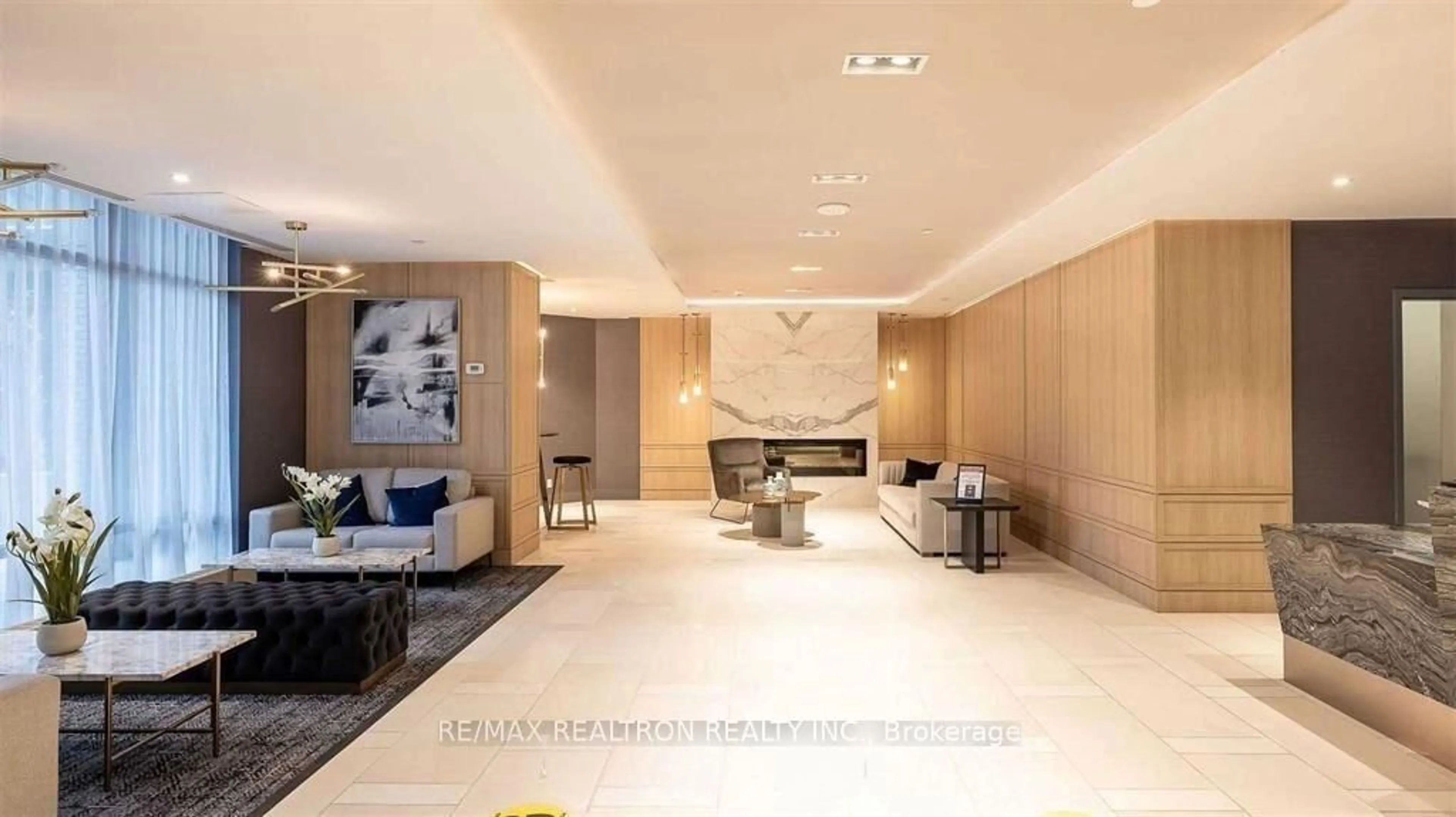 Lobby for 621 Sheppard Ave #617, Toronto Ontario M2K 1B5