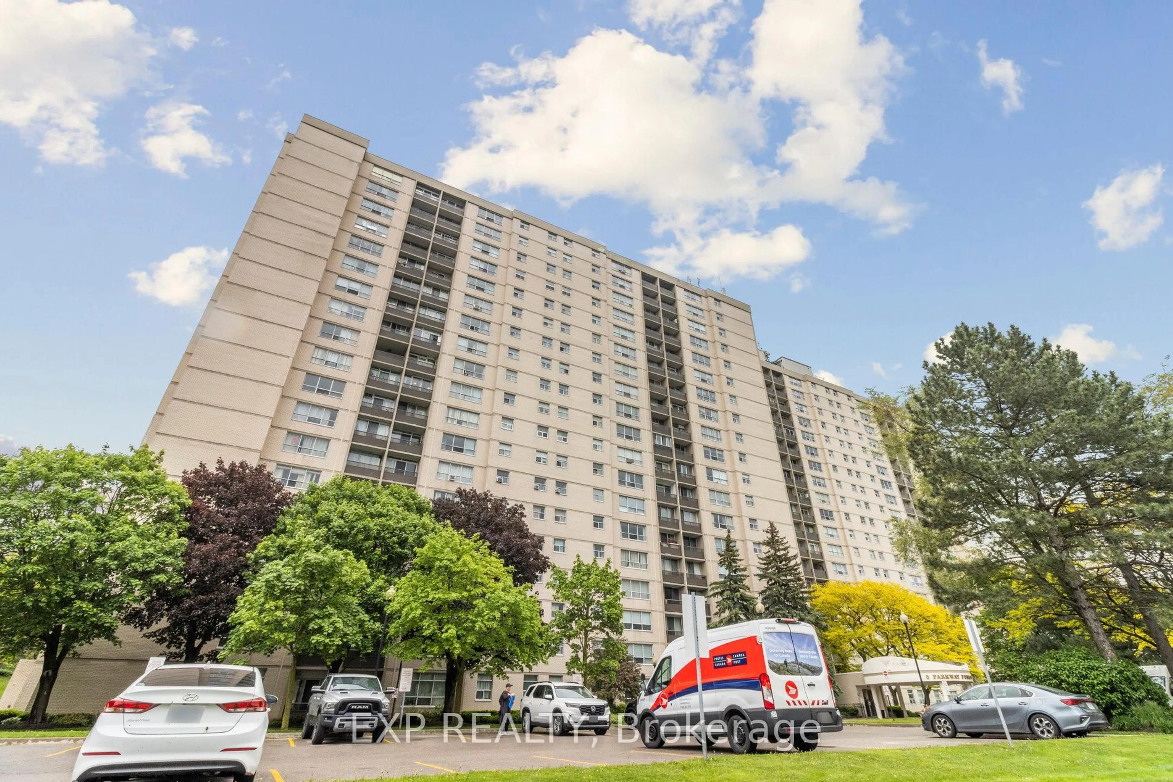 A pic from outside/outdoor area/front of a property/back of a property/a pic from drone, street for 5 Parkway Forest Dr #1101, Toronto Ontario M2J 1L2