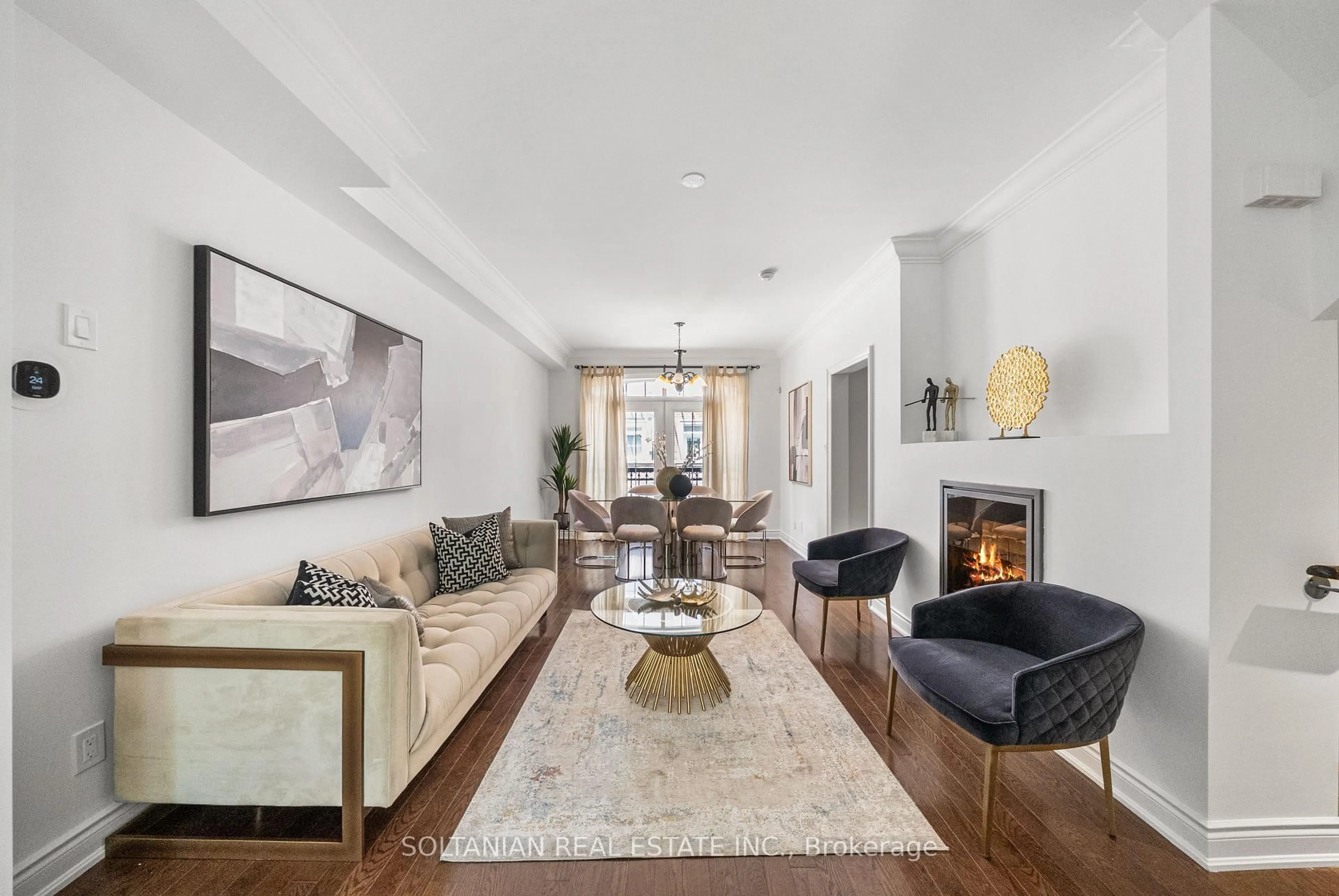 Living room with furniture, unknown for 25 Slingsby Lane, Toronto Ontario M2N 0H7