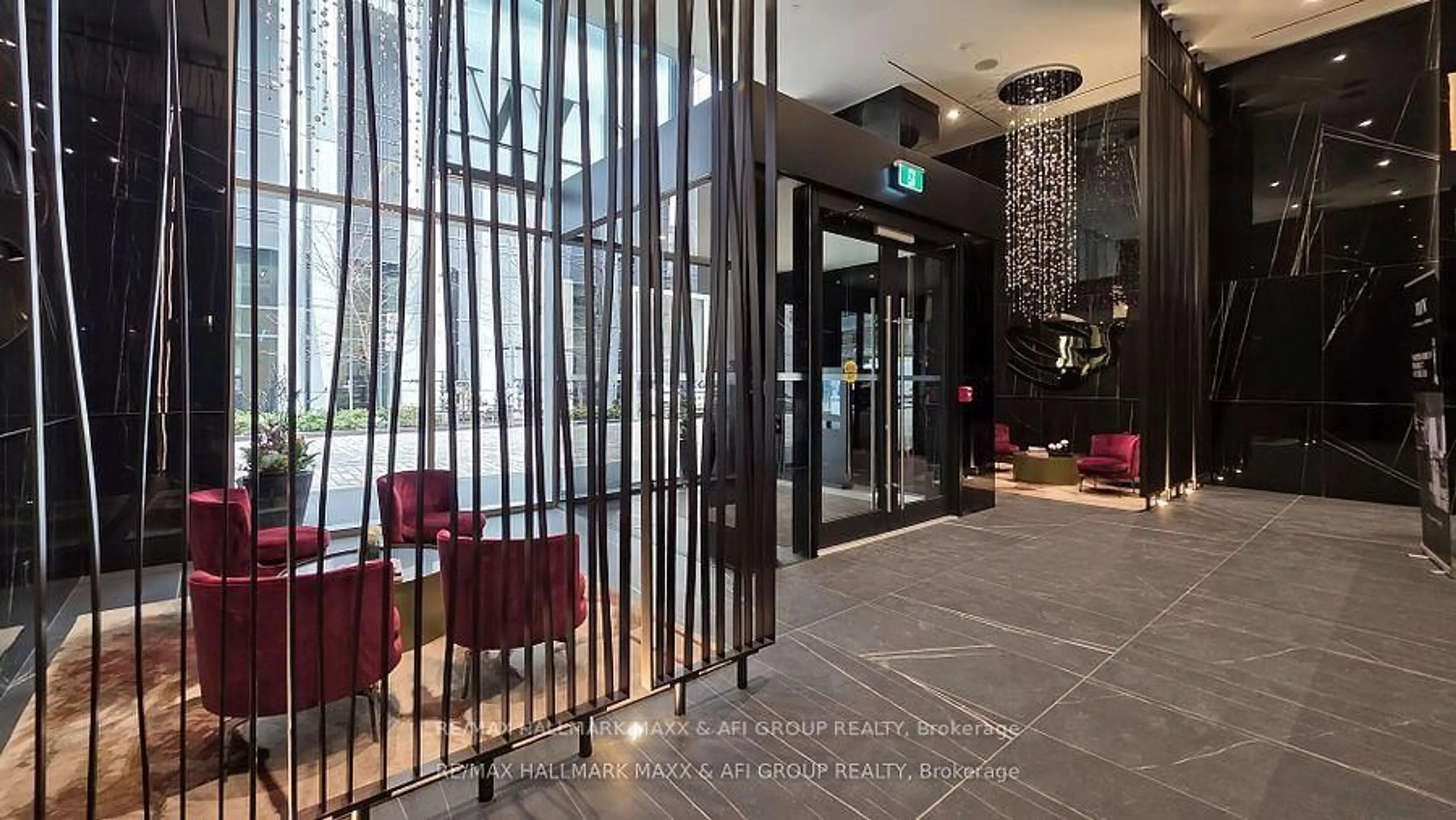 Indoor foyer for 11 Yorkville Ave #2510, Toronto Ontario M4W 0B7