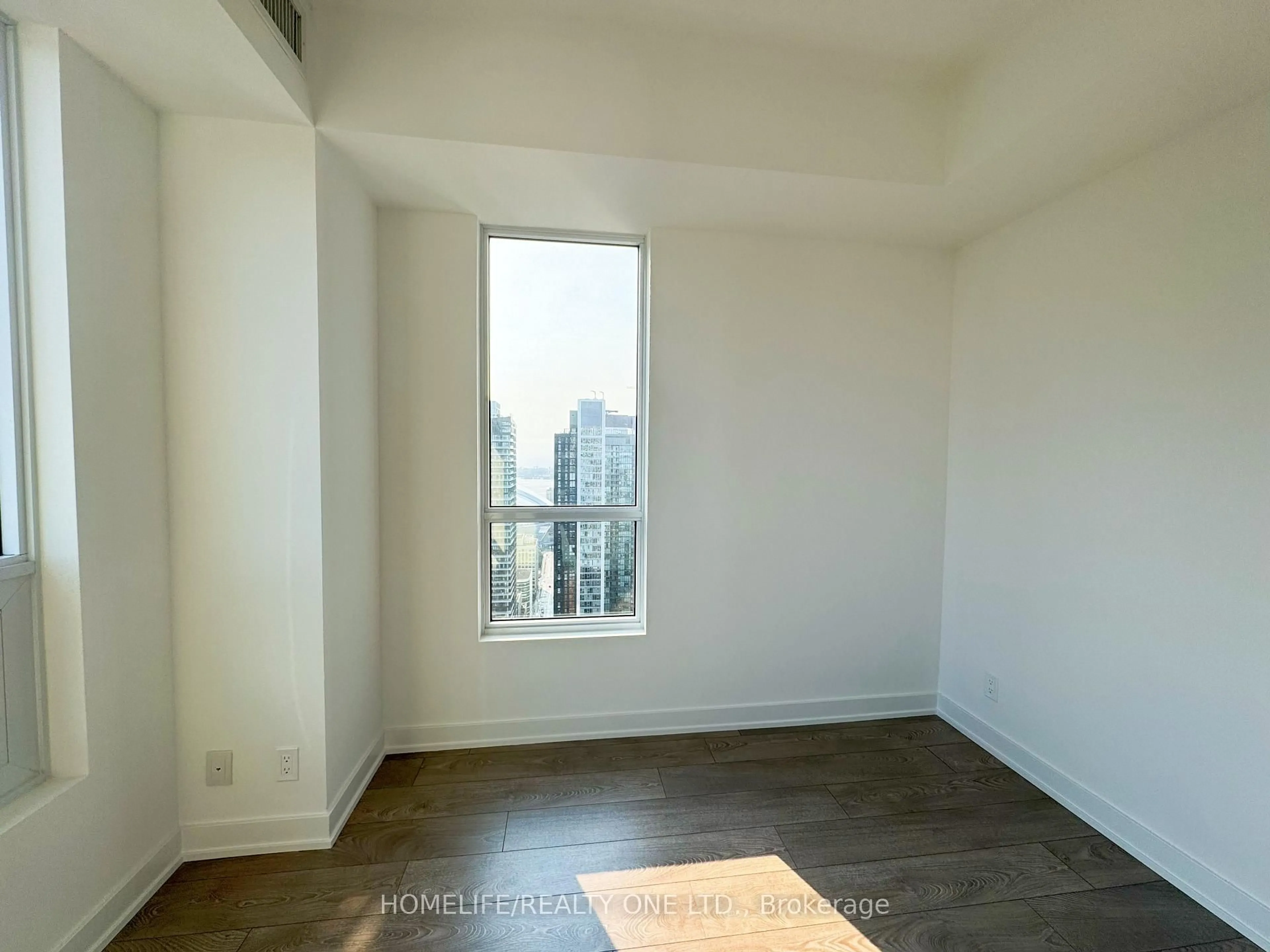 A pic of a room for 108 Peter St #4505, Toronto Ontario M5V 0W2