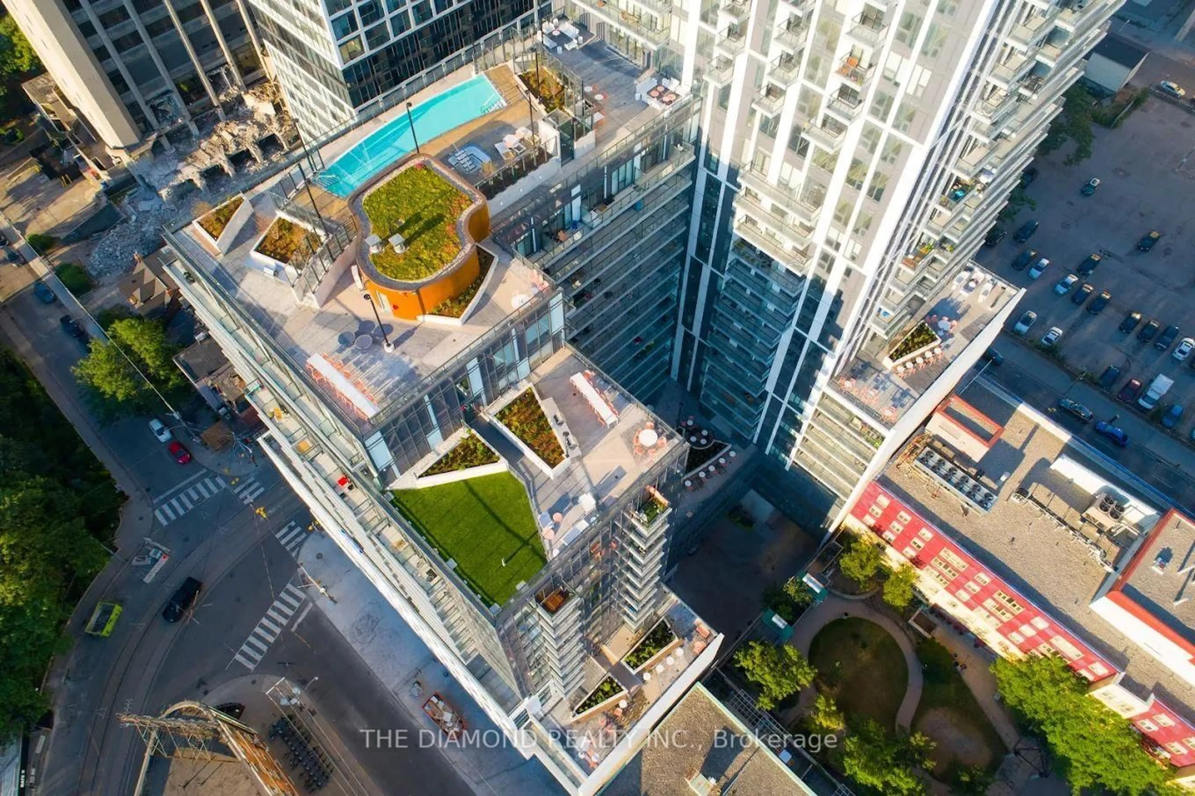 A pic from outside/outdoor area/front of a property/back of a property/a pic from drone, city buildings view from balcony for 251 Jarvis St #606, Toronto Ontario M5B 2C2
