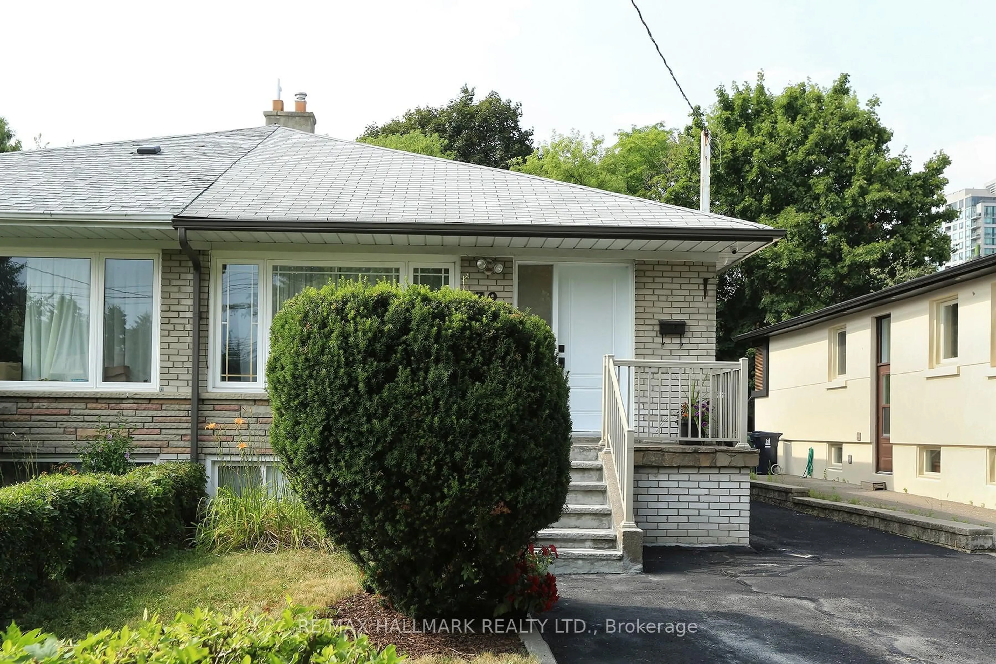 Unknown for 38 Santa Barbara Rd, Toronto Ontario M2N 2C2