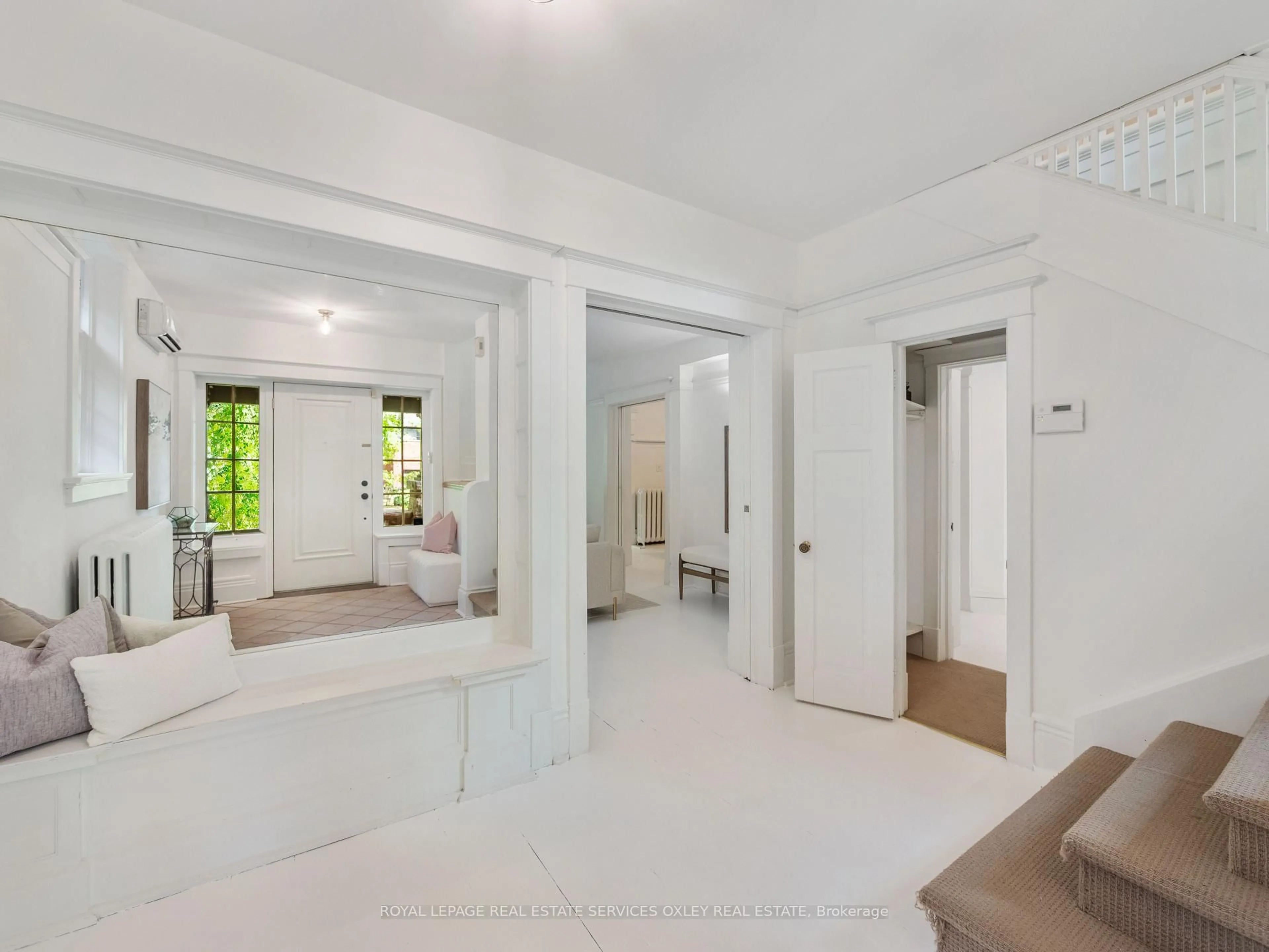 Unknown for 9 Castle Frank Cres, Toronto Ontario M4W 3A2