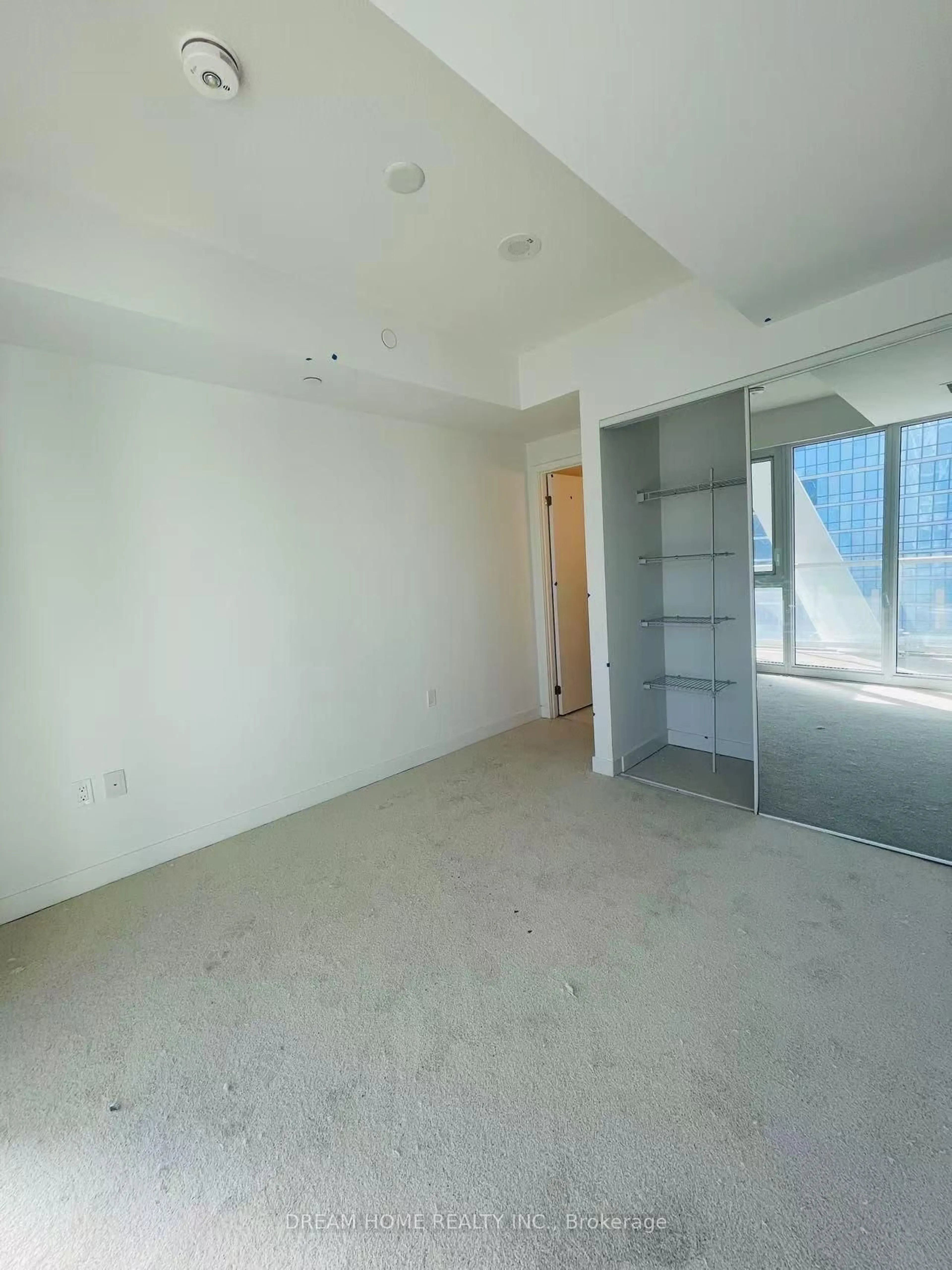 A pic of a room for 230 Simcoe St #2017, Toronto Ontario M5T 0G7