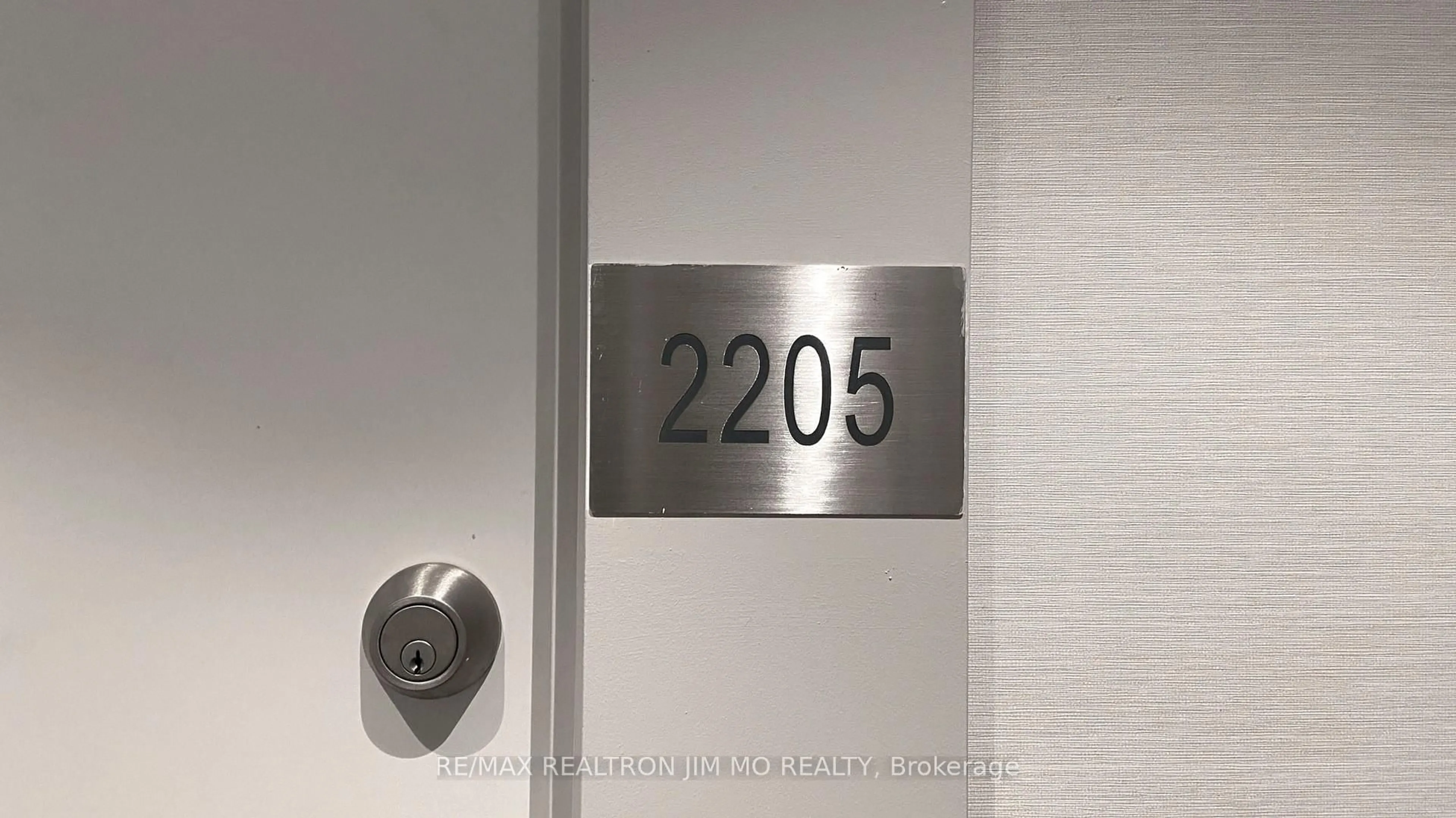 Unknown for 195 Redpath Ave #2205, Toronto Ontario M4P 0E4