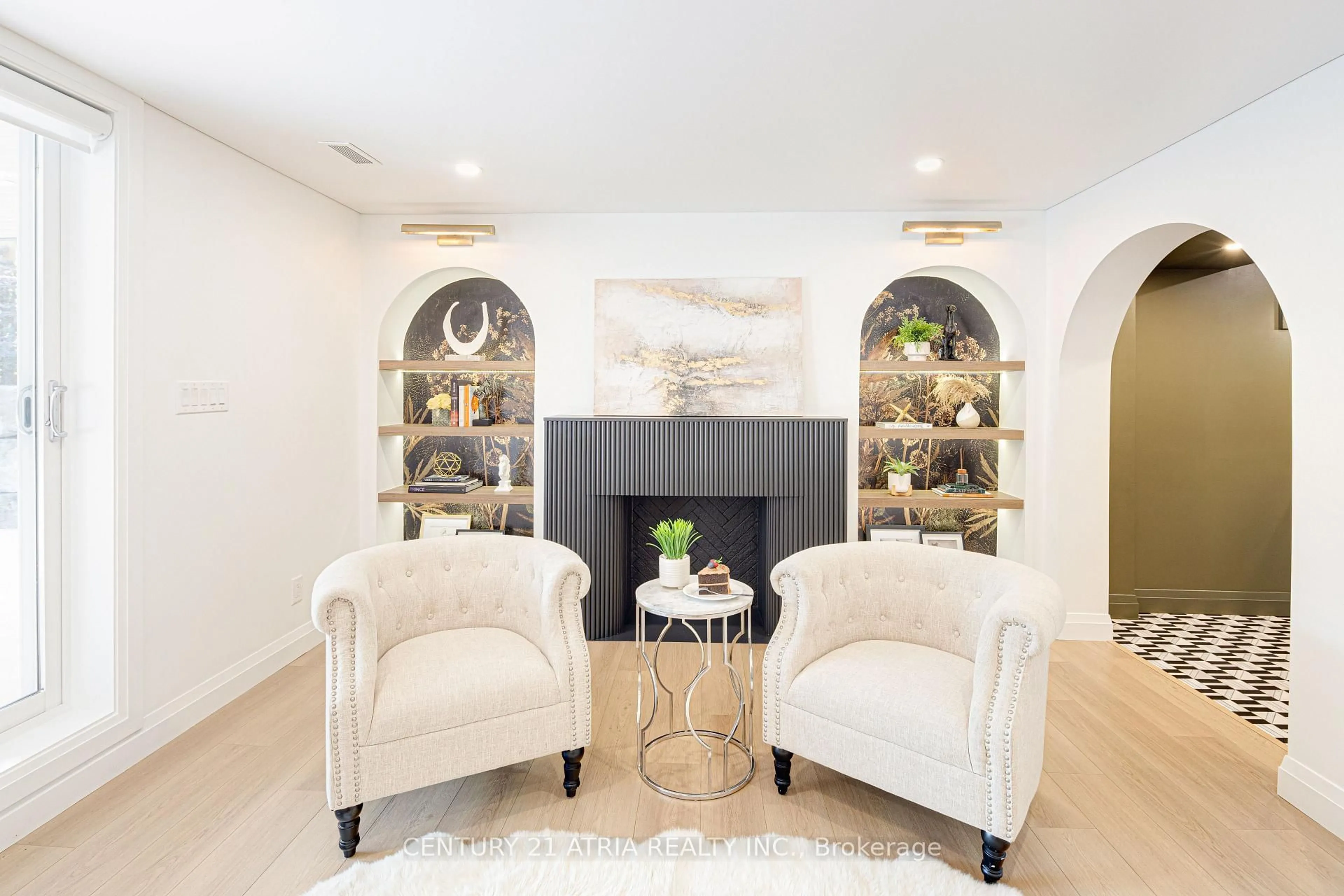Living room with furniture, unknown for 56 Magpie Cres, Toronto Ontario M2L 2E5