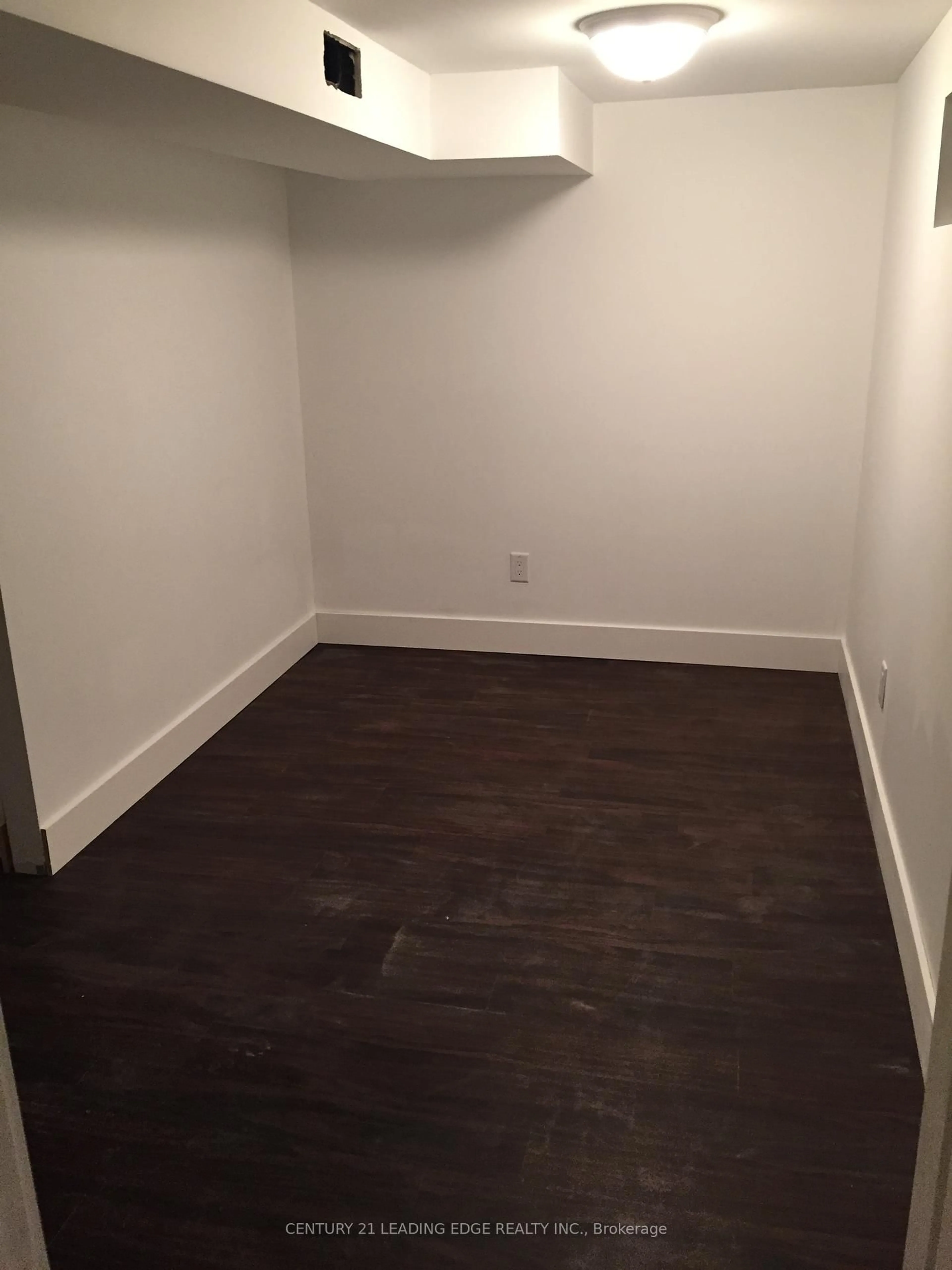 A pic of a room for 360A Lawrence Ave, Toronto Ontario M5M 1B7