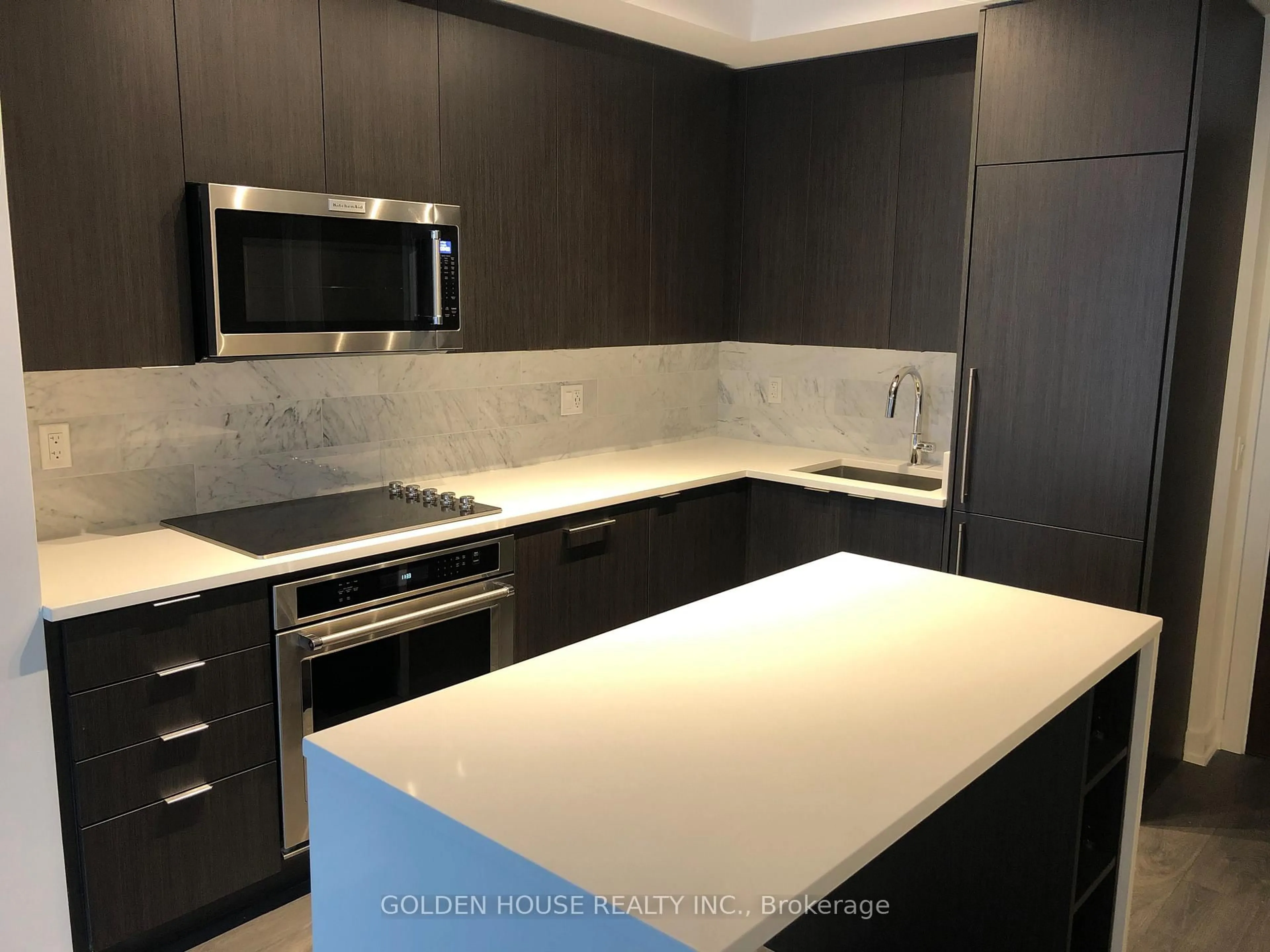 Unknown for 38 iannuzzi St #1007, Toronto Ontario M5V 0S2