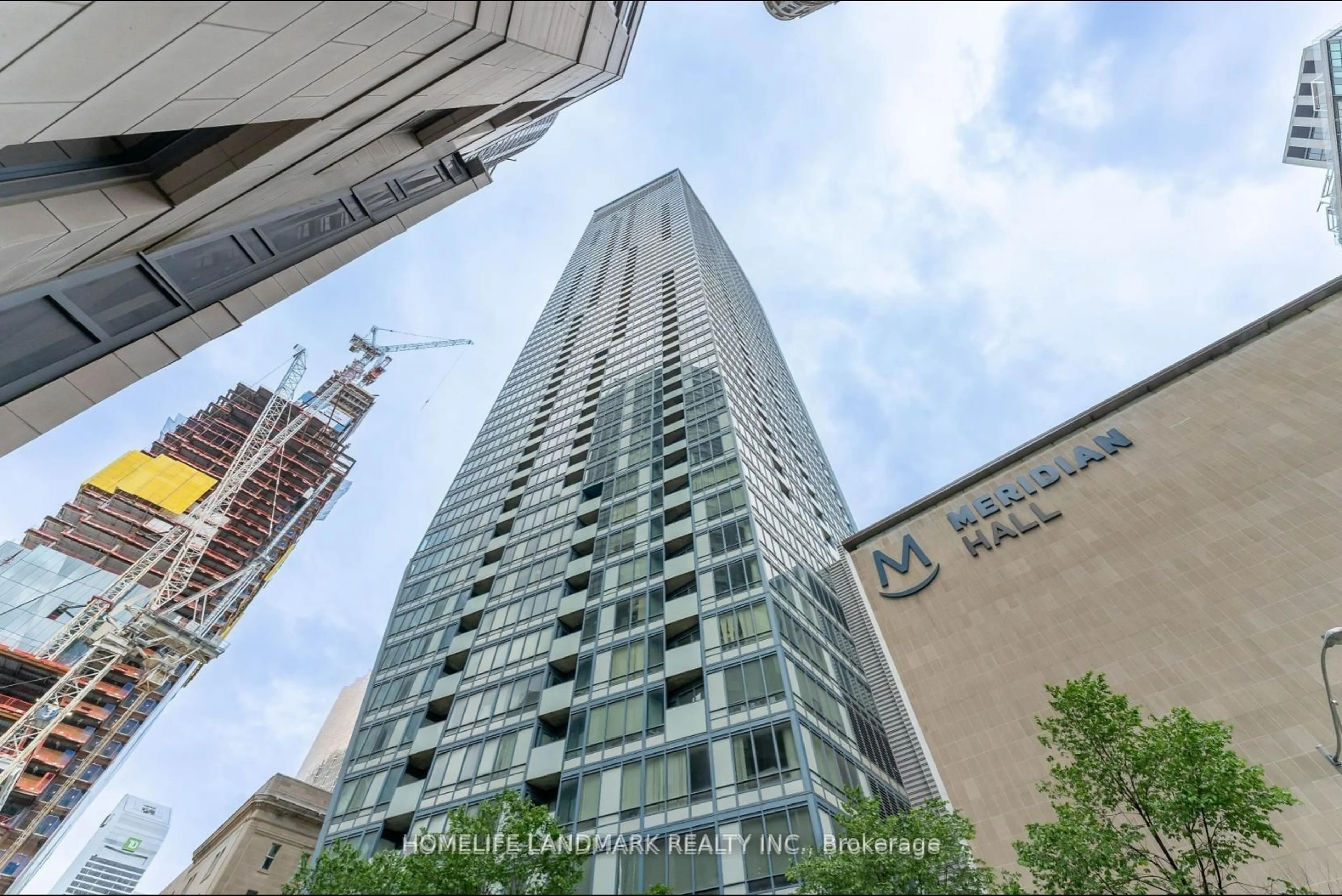 A pic from outside/outdoor area/front of a property/back of a property/a pic from drone, building for 8 The Esplanade #1107, Toronto Ontario M5E 0A6