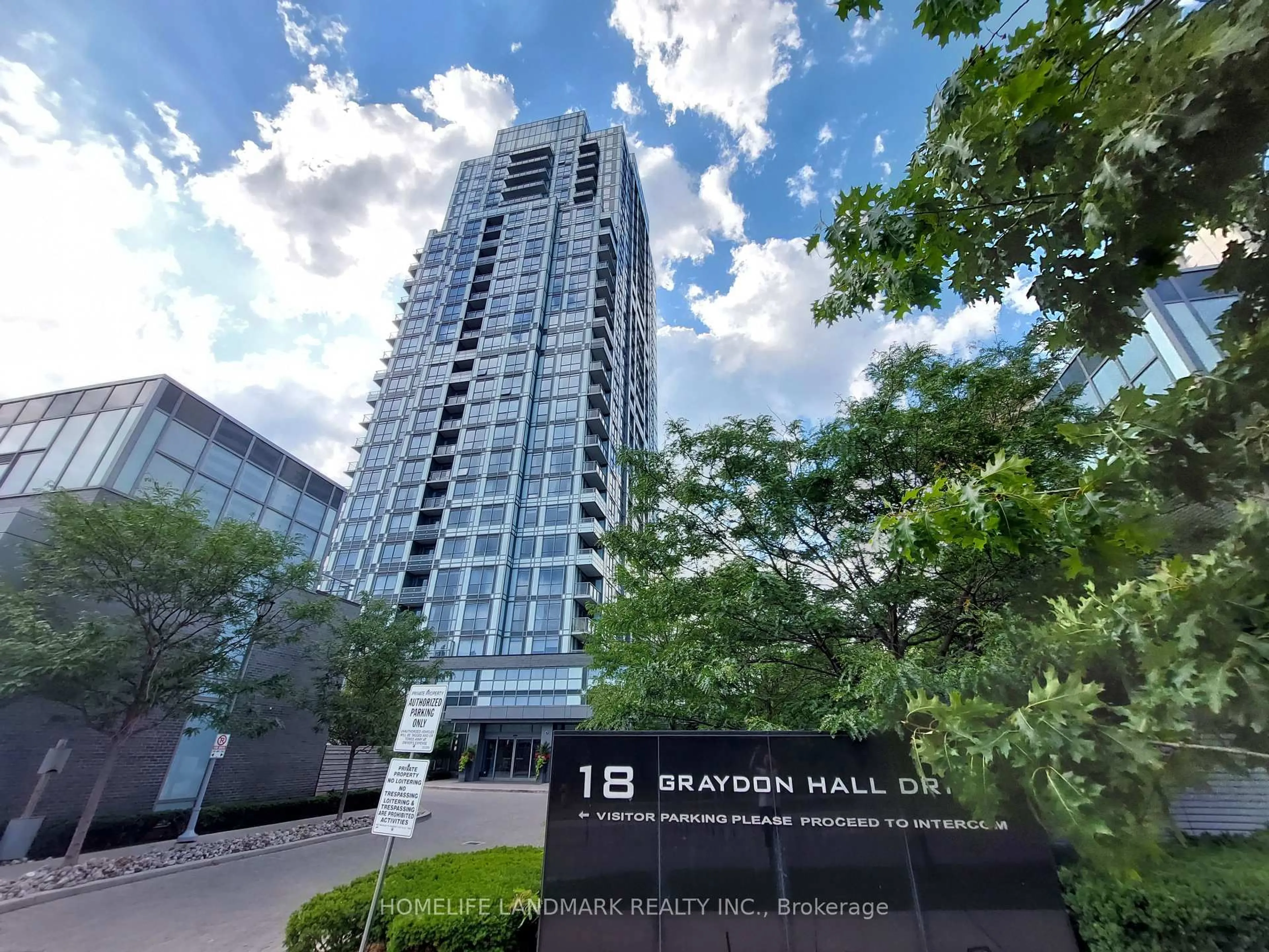 Indoor foyer for 18 Graydon Hall Dr #609, Toronto Ontario M3A 0A4