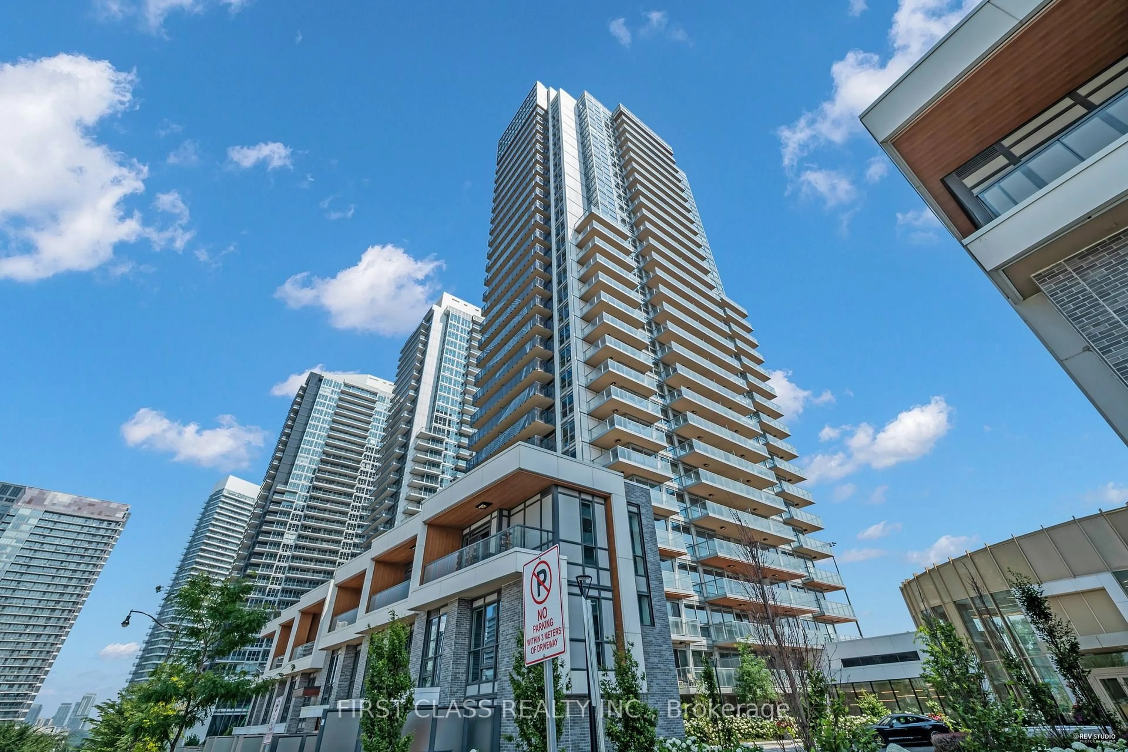 Patio, unknown for 27 Mcmahon Dr #1105, Toronto Ontario M2K 0J2