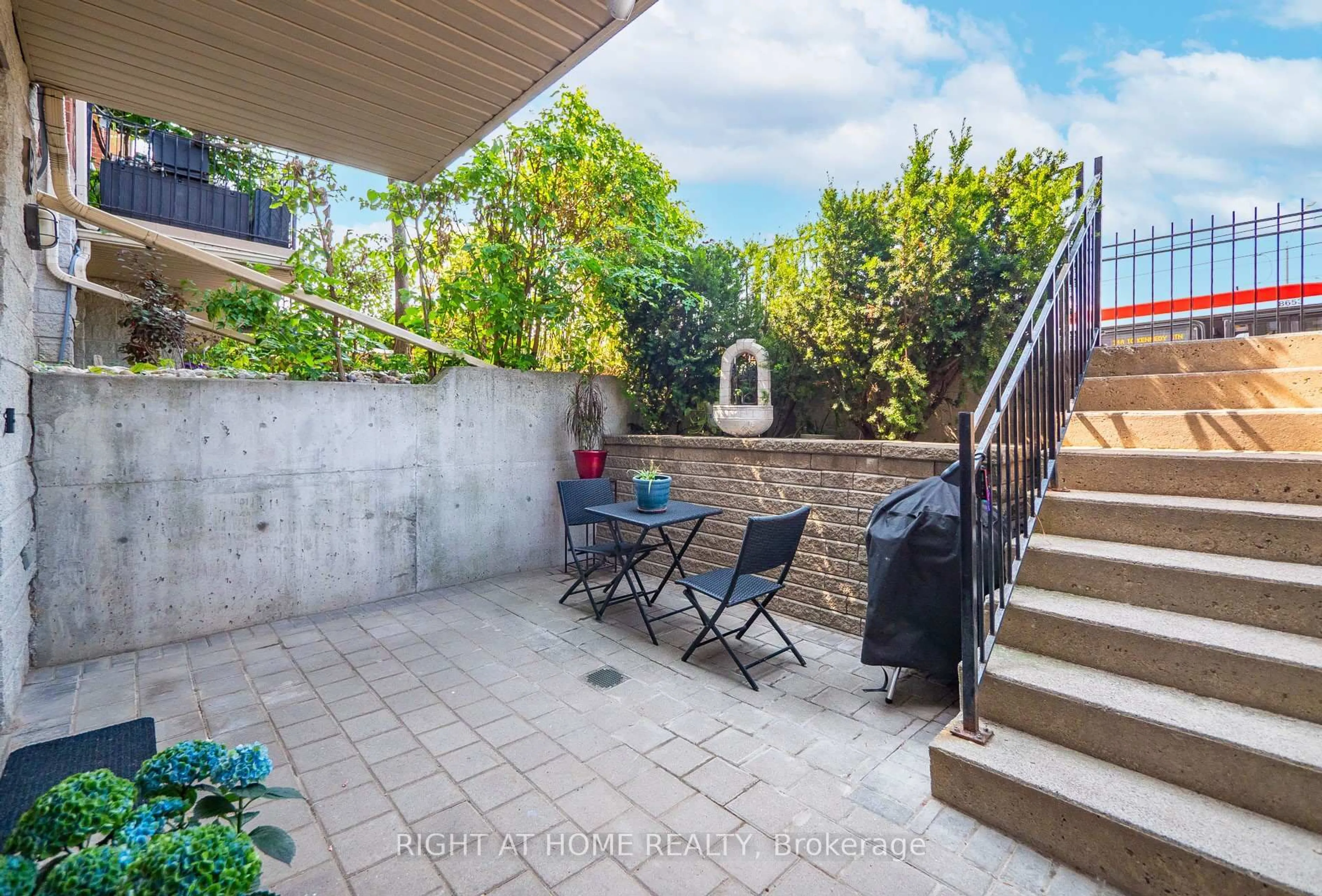 Patio, street for 1837 Eglinton Ave #113, Toronto Ontario M4A 2Y4