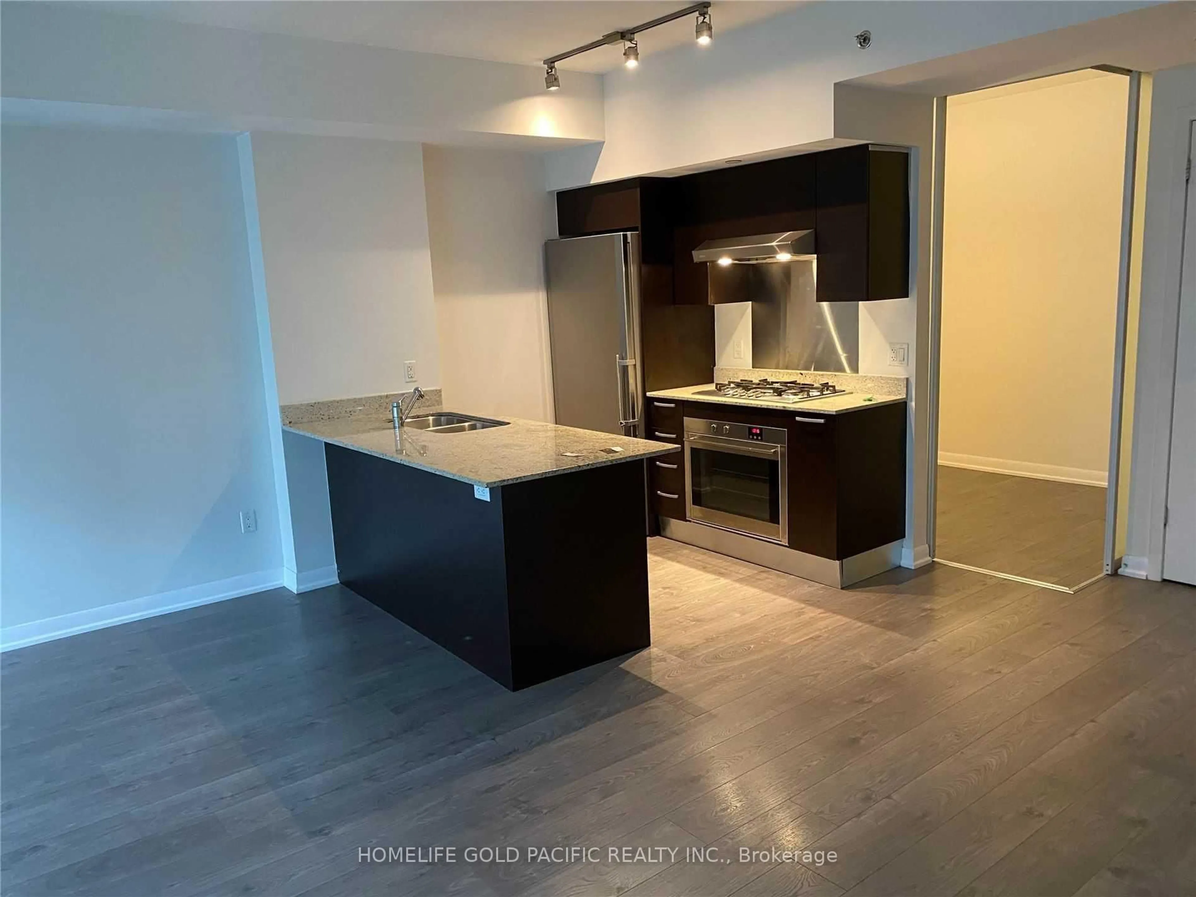 Open concept kitchen, unknown for 375 King St #1906, Toronto Ontario M5V 1K5