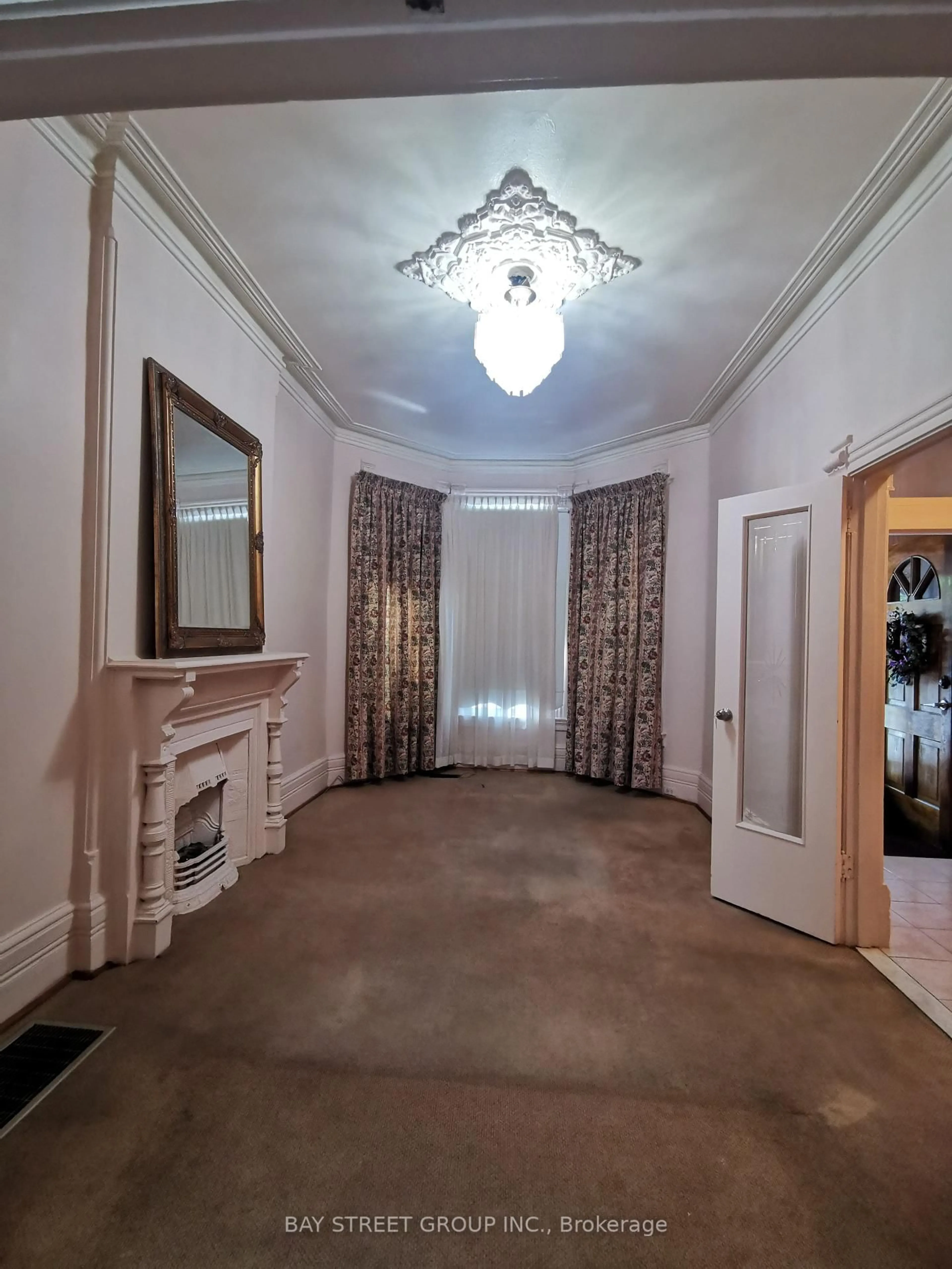 A pic of a room for 35 Borden St, Toronto Ontario M5S 2M8
