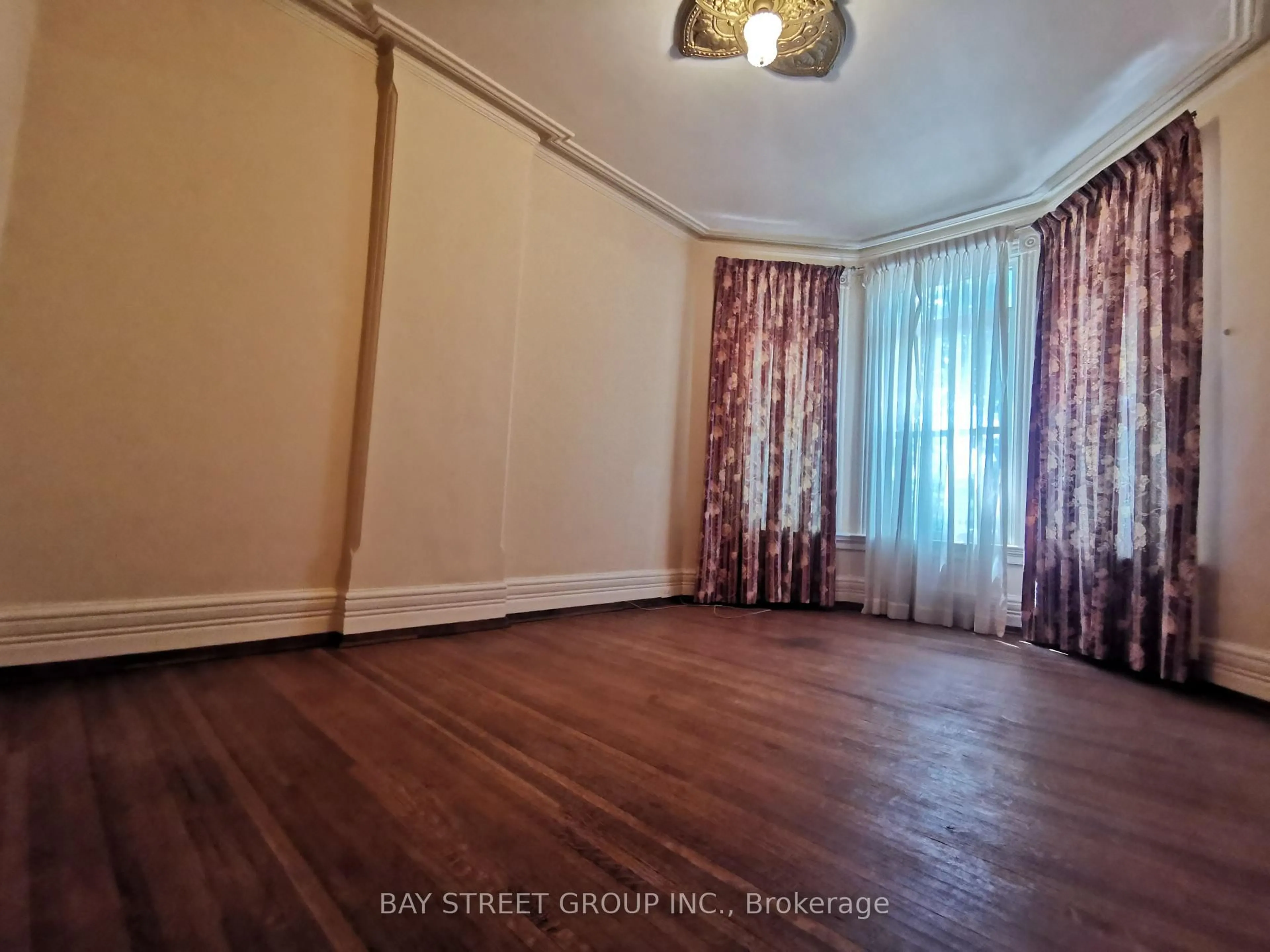 A pic of a room for 35 Borden St, Toronto Ontario M5S 2M8