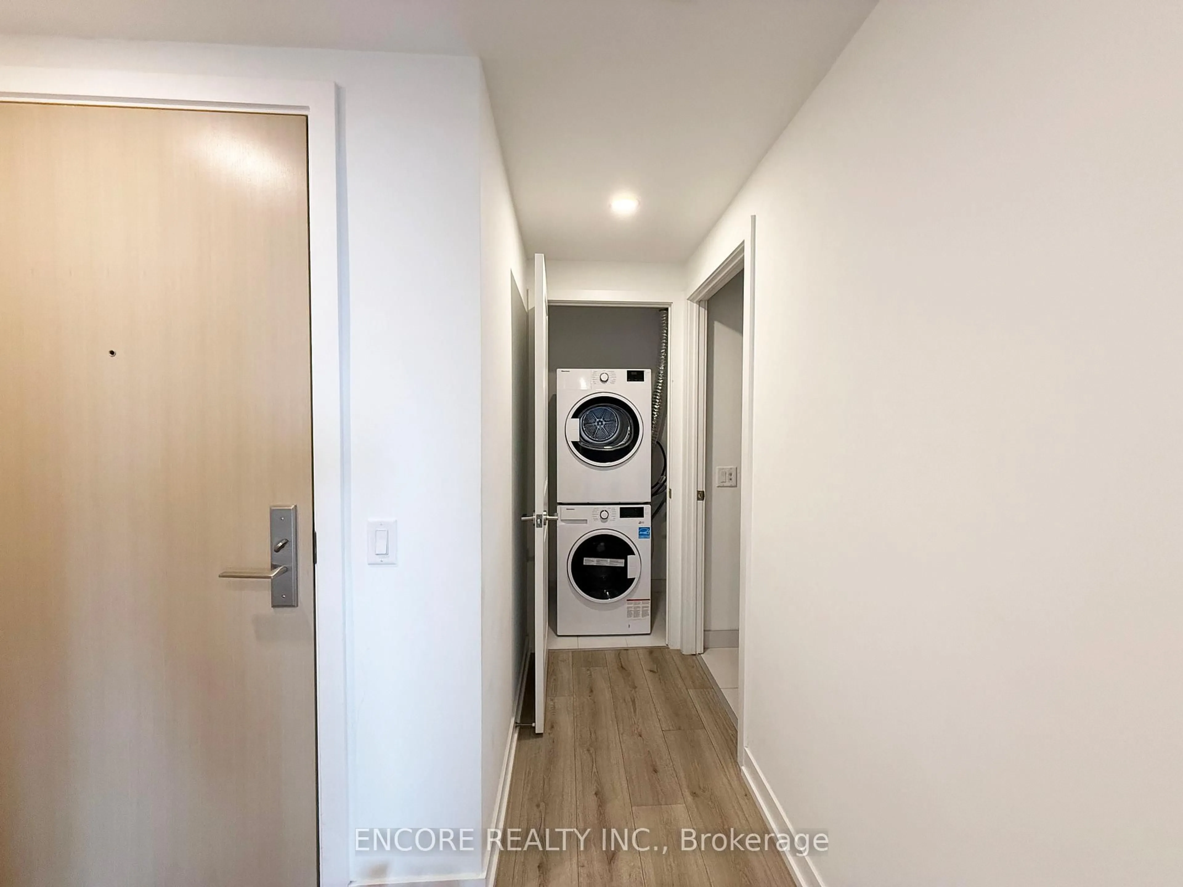 Unknown for 395 Bloor St #3801, Toronto Ontario M4W 3T1