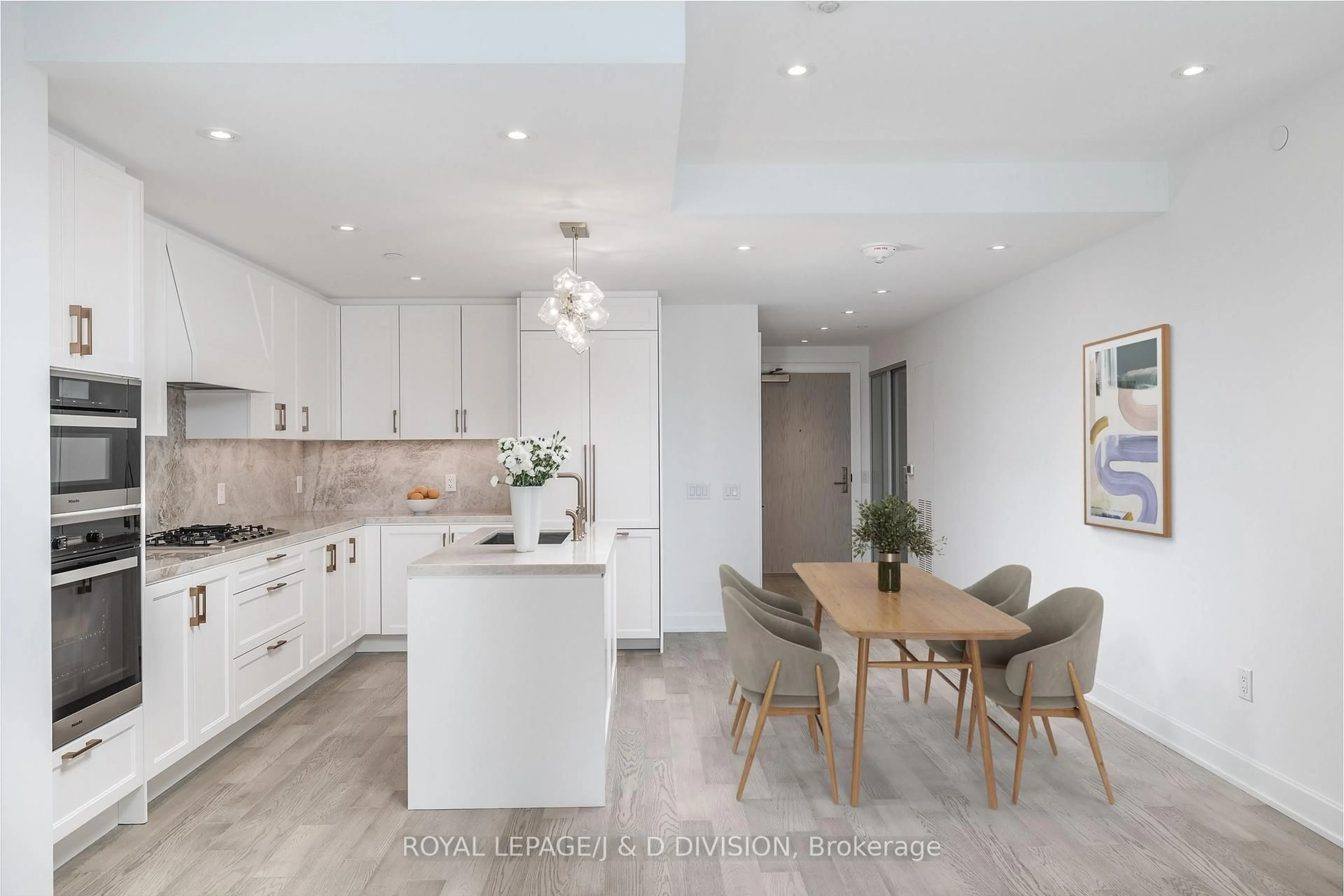 Open concept kitchen, unknown for 1 Strathgowan Ave #513, Toronto Ontario M4N 0B3