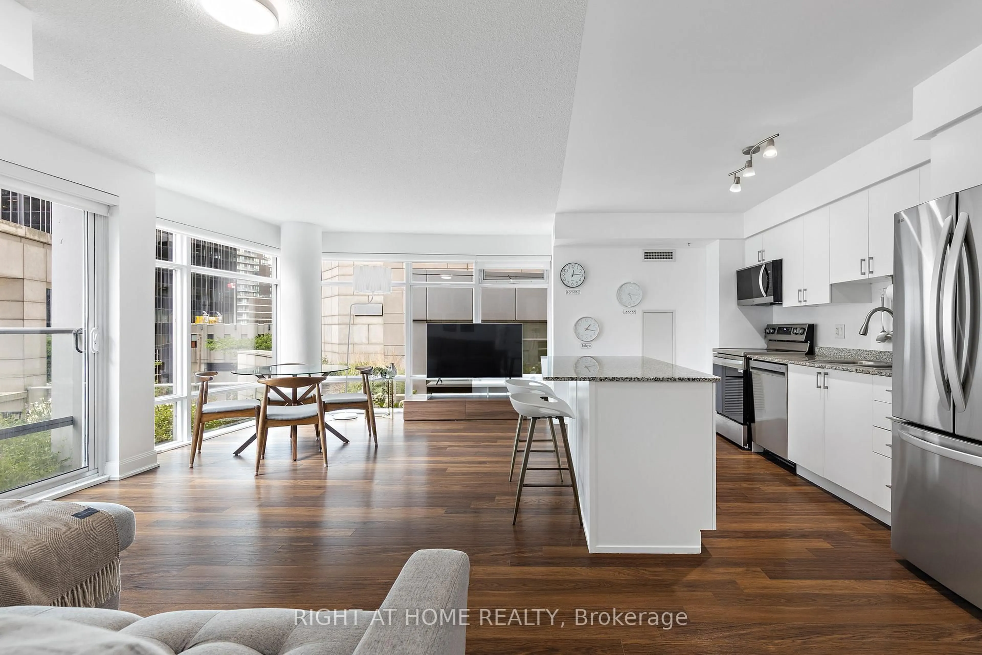 Open concept kitchen, unknown for 2191 Yonge St #405, Toronto Ontario M4S 3H8