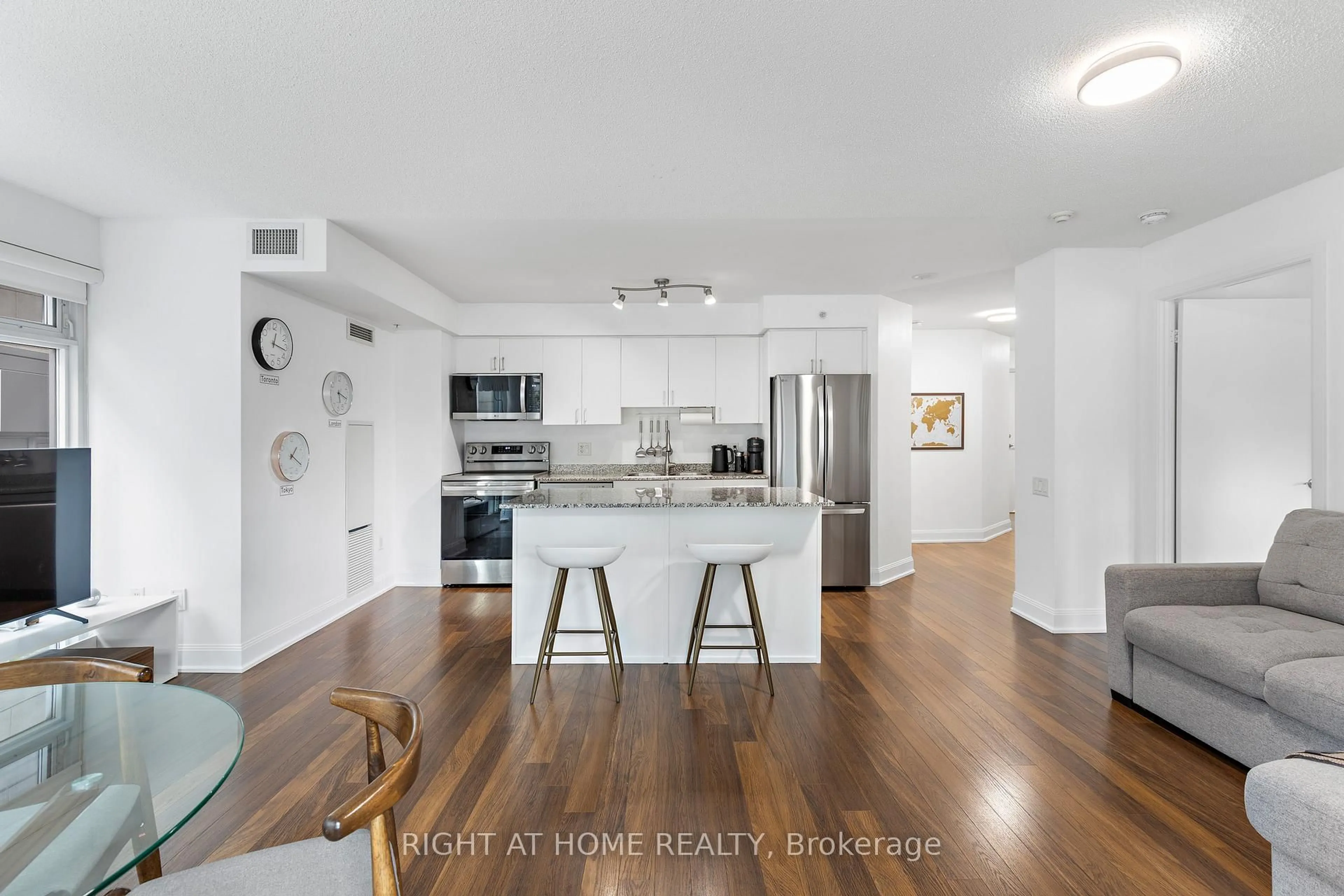 Open concept kitchen, unknown for 2191 Yonge St #405, Toronto Ontario M4S 3H8