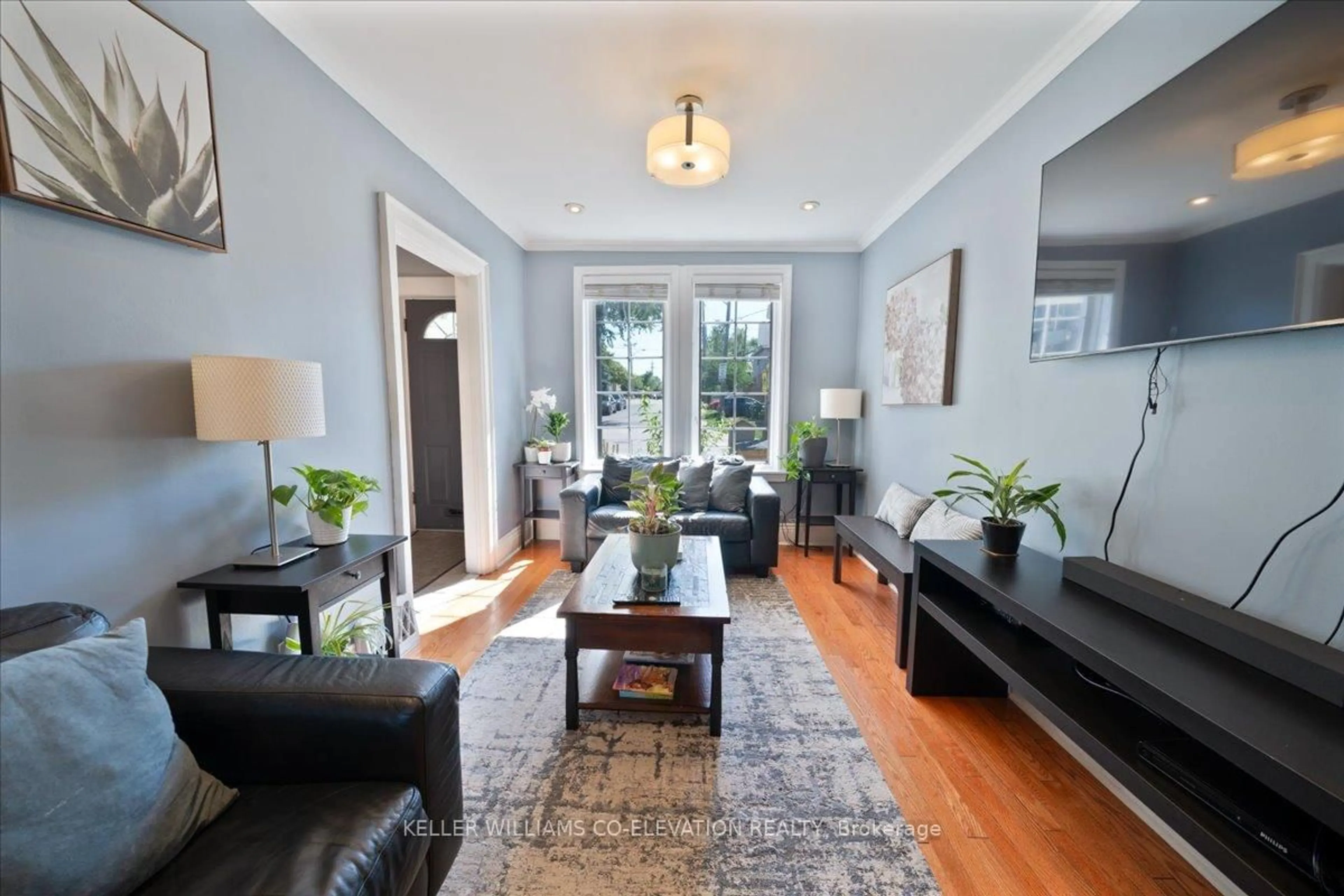 Living room with furniture, unknown for 638 Winona Dr, Toronto Ontario M6C 3V6