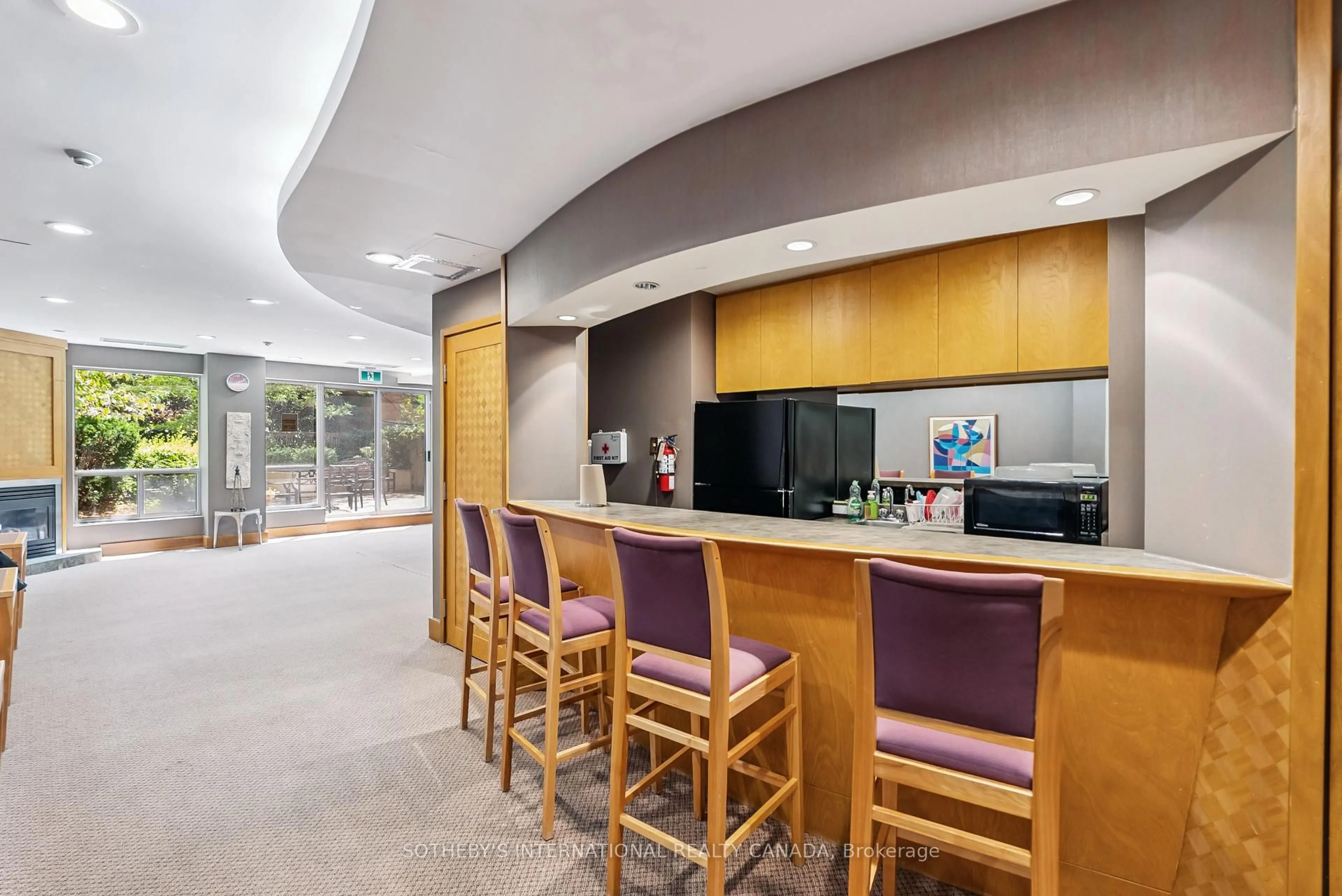 Lobby for 152 St Patrick St #1011, Toronto Ontario M5T 3J9