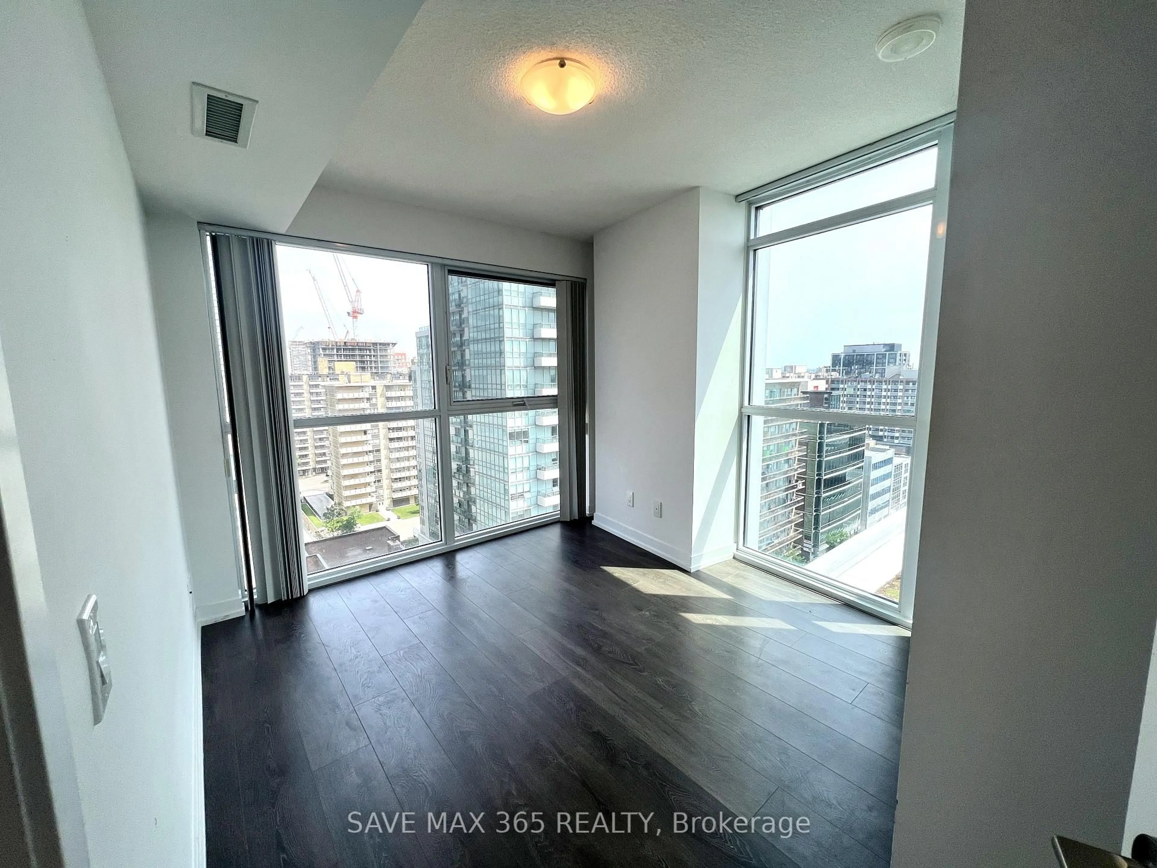 Unknown for 125 Redpath Ave #1101, Toronto Ontario M4S 0B5