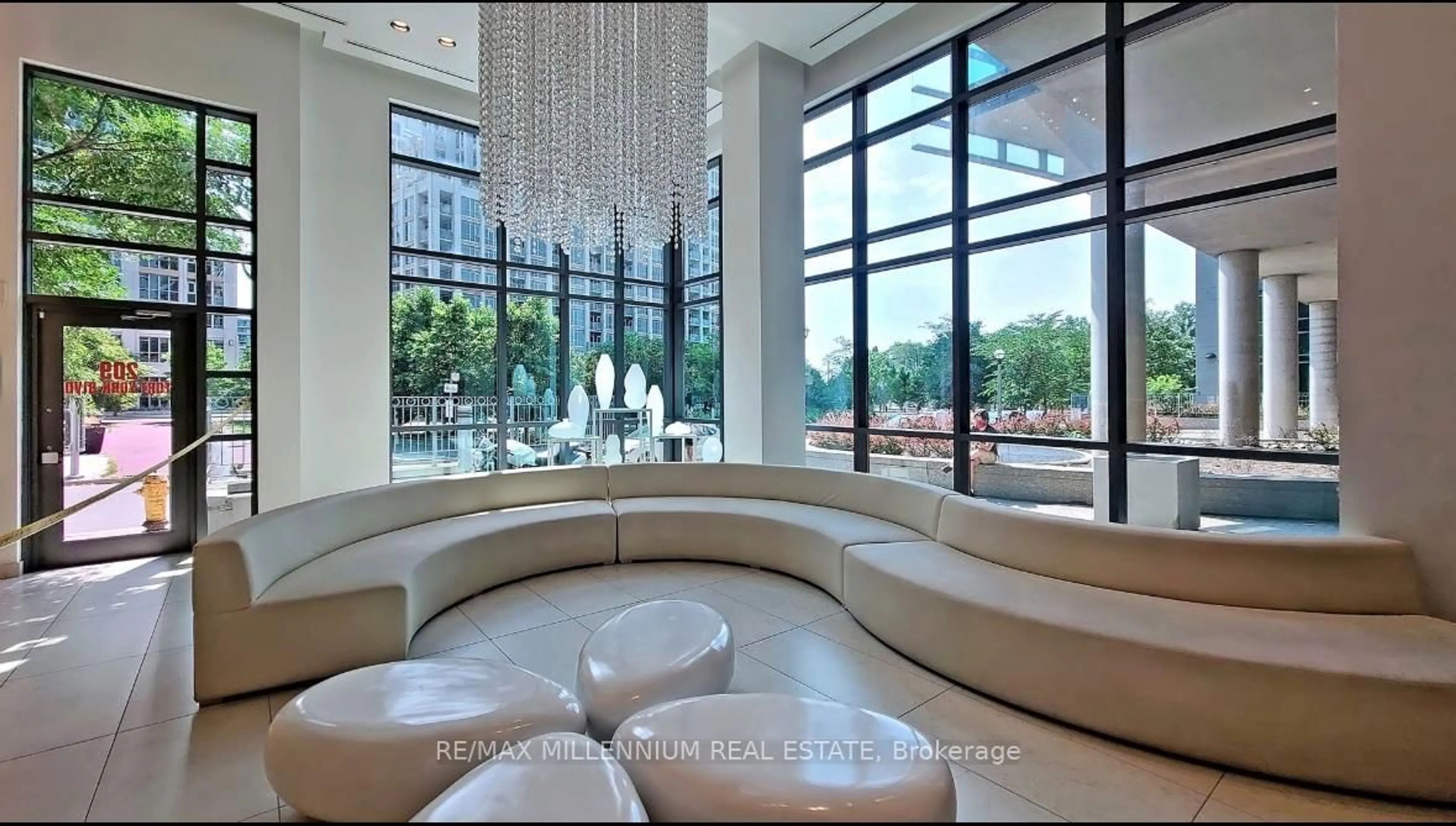 Lobby for 209 Fort York Blvd #473, Toronto Ontario M5V 4A1