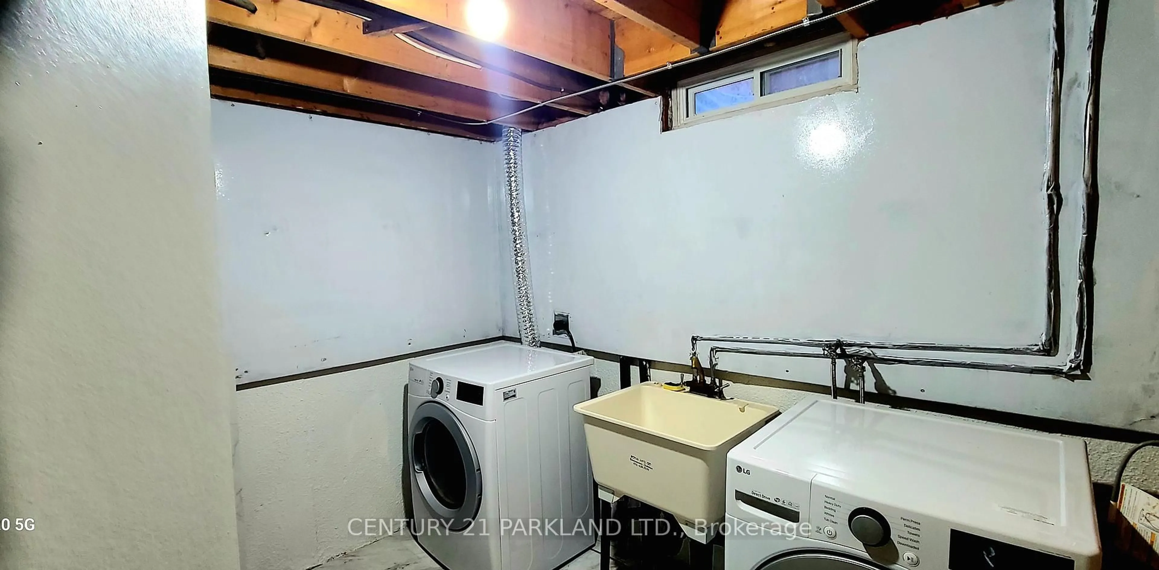 Laundry room for 42 Antibes Dr, Toronto Ontario M2R 3K4