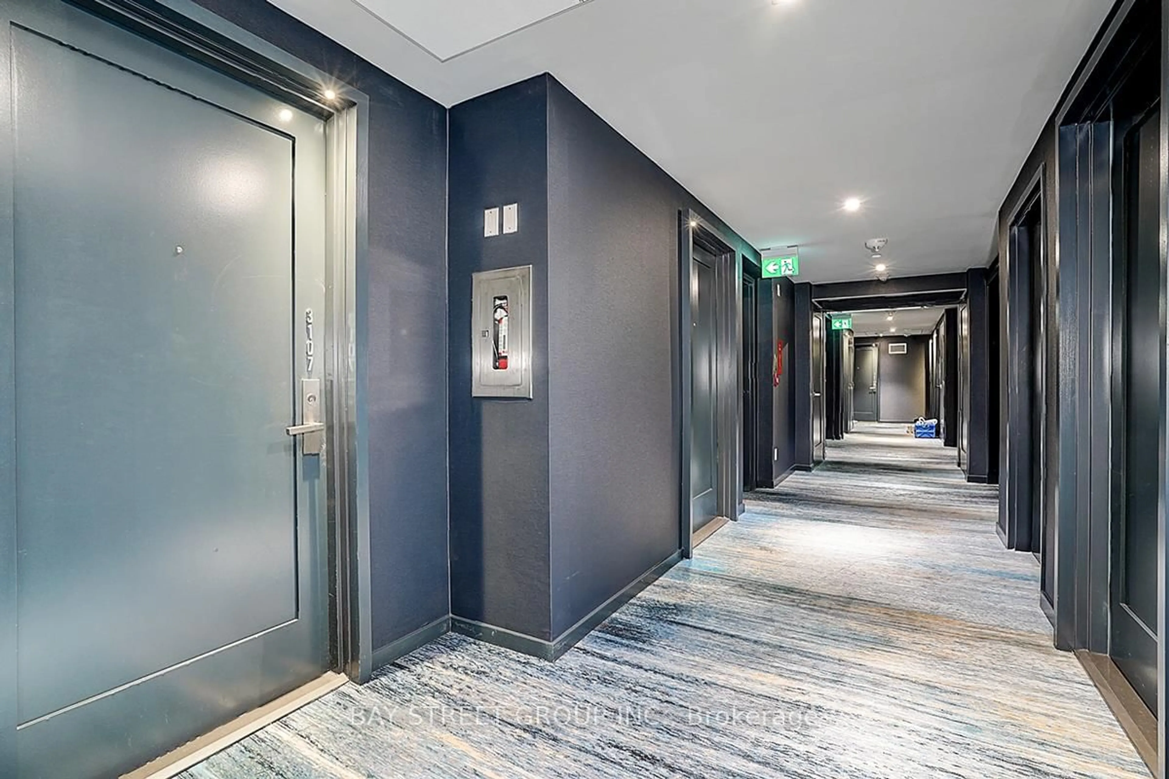 Indoor foyer for 28 Wellesley St #3107, Toronto Ontario M4Y 0C4