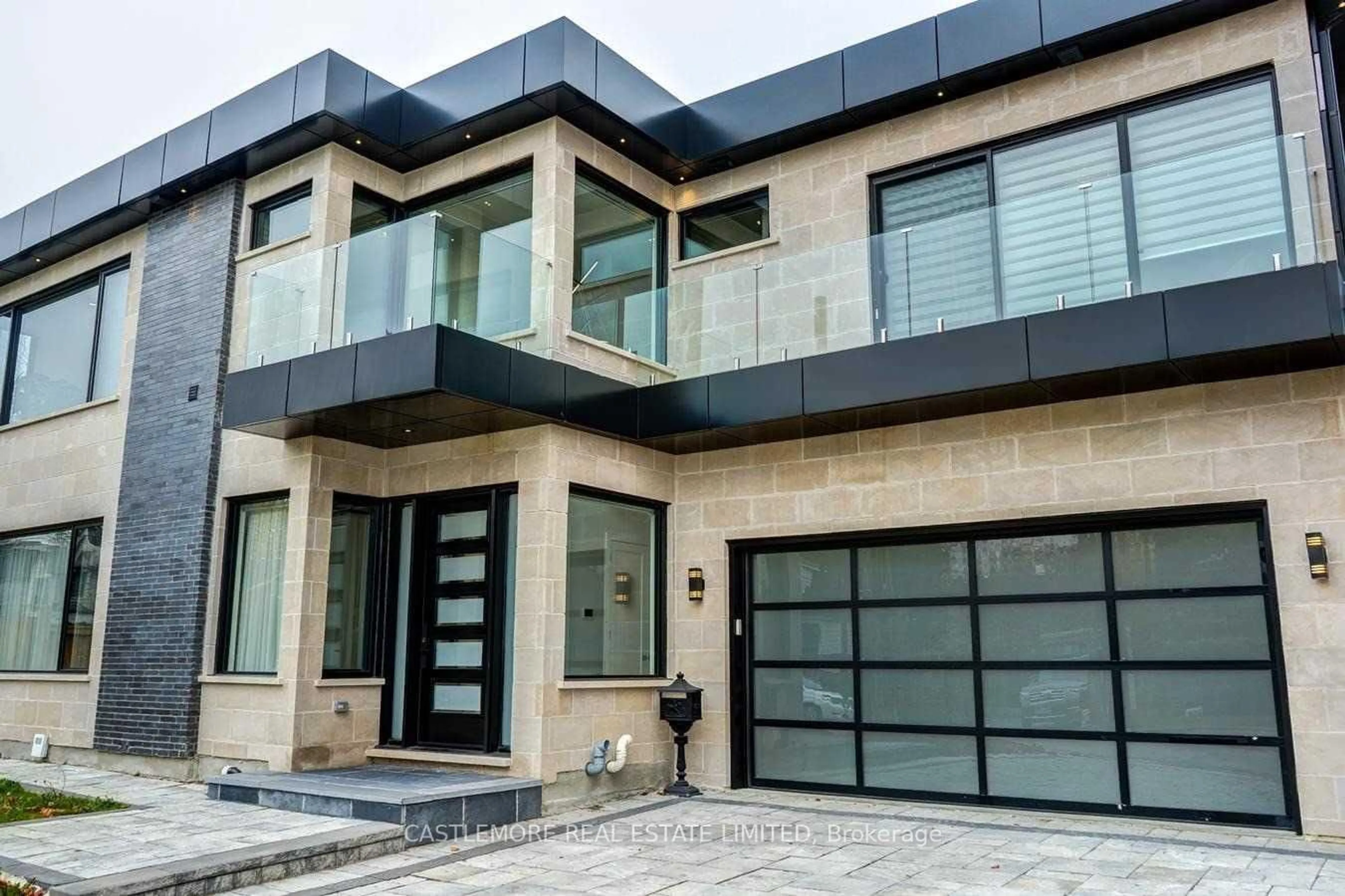 Home with brick exterior material, street for 52 Grantbrook St, Toronto Ontario M2R 2E9