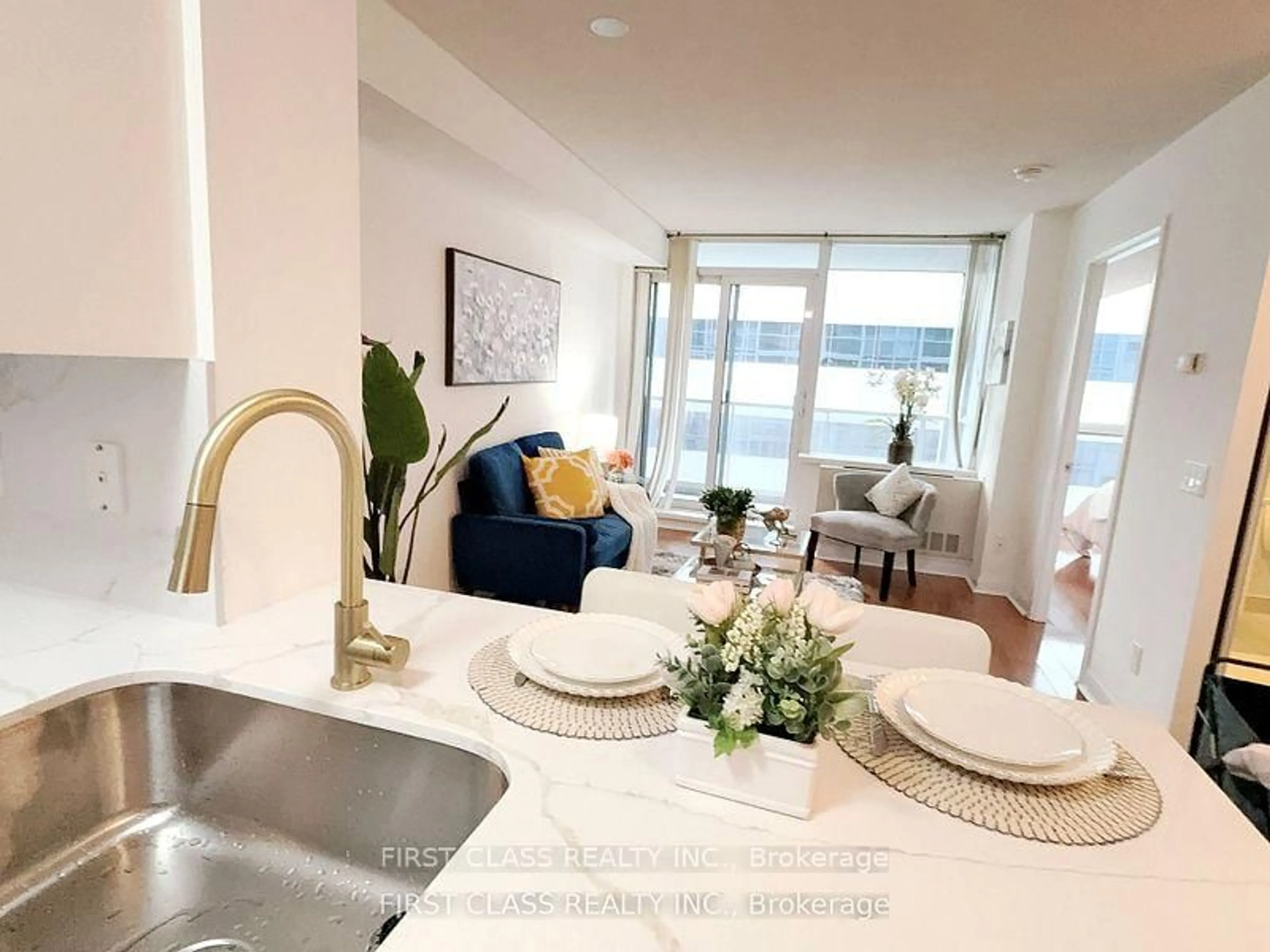 Open concept kitchen, unknown for 4968 Yonge St #1612, Toronto Ontario M2N 5N7