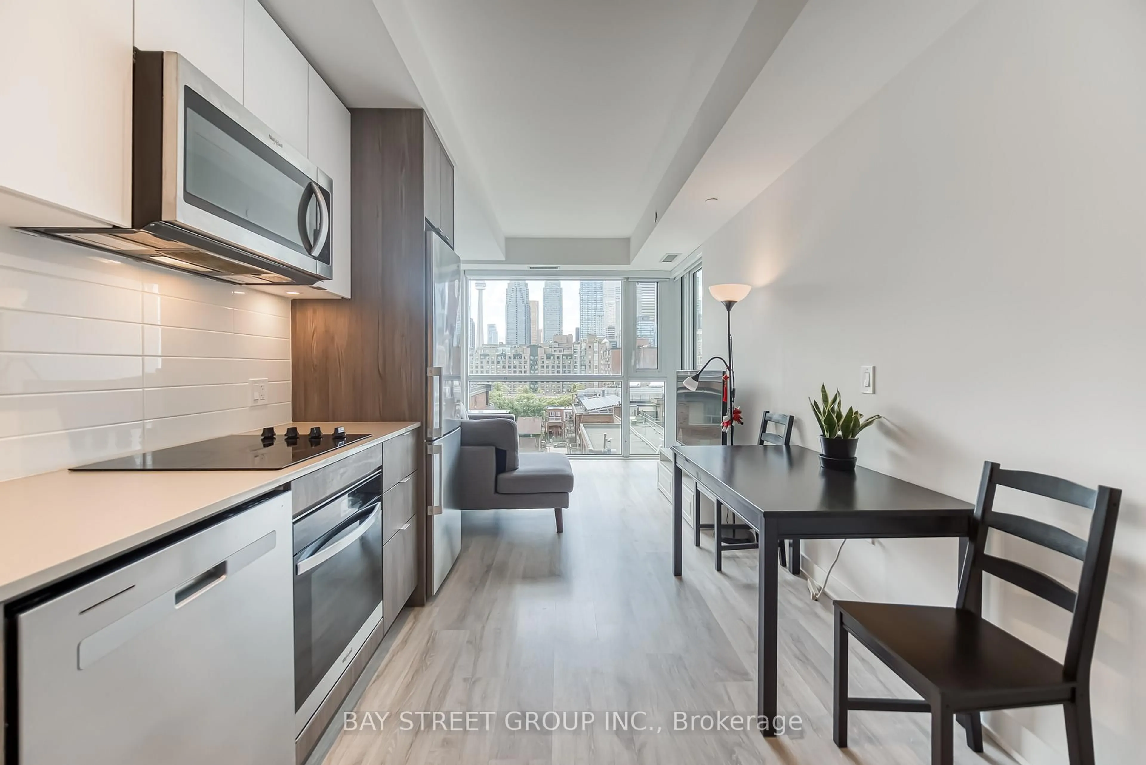 Open concept kitchen, unknown for 135 Lower Sherbourne St #665B, Toronto Ontario M5A 1Y4