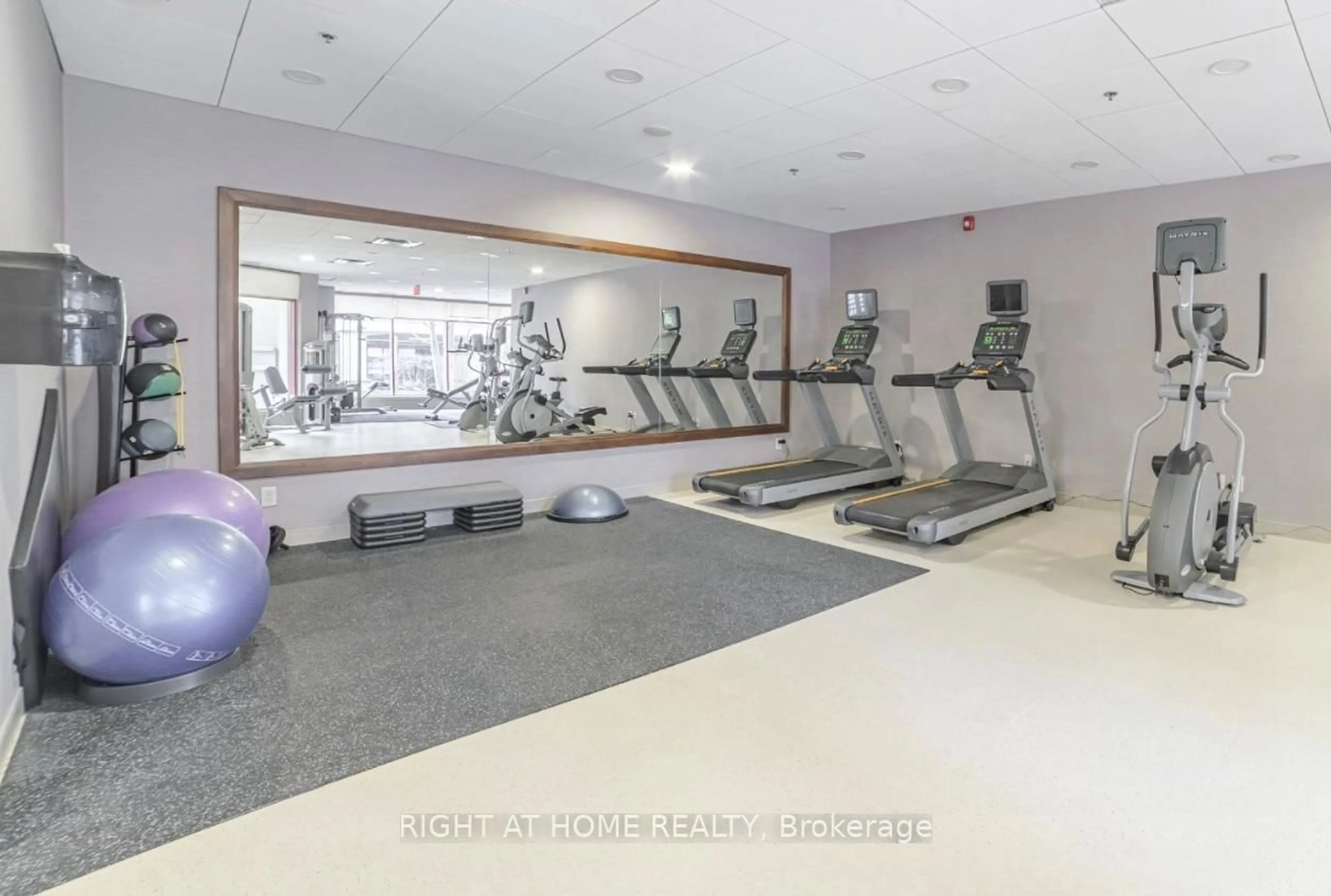 Gym or fitness room for 27 Rean Dr #506, Toronto Ontario M2K 0A6